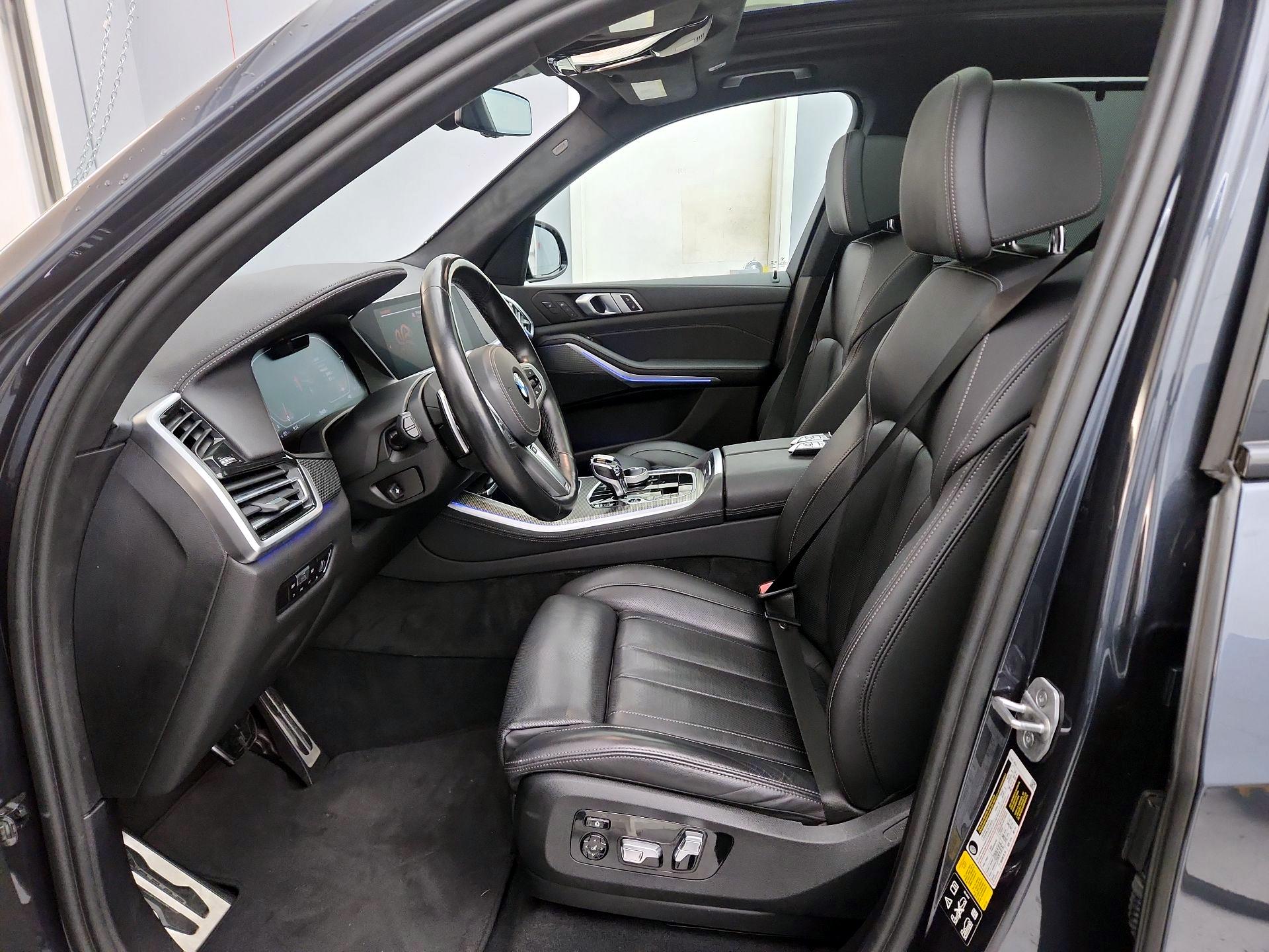 Thumbnail: 2022 BMW X5 - 11