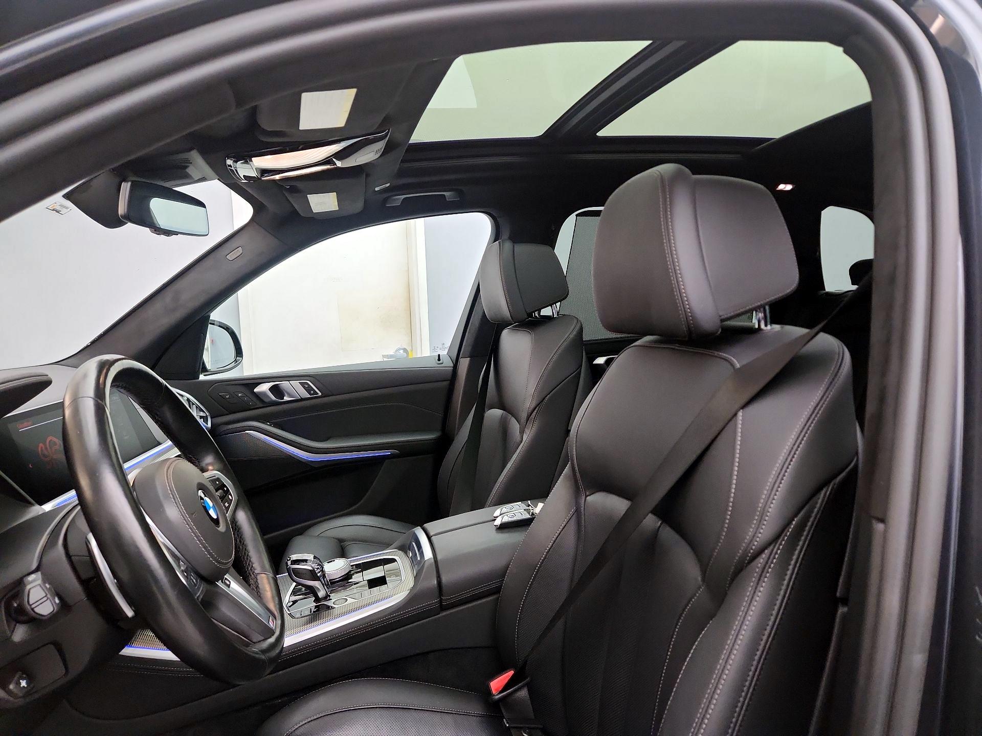 Thumbnail: 2022 BMW X5 - 20