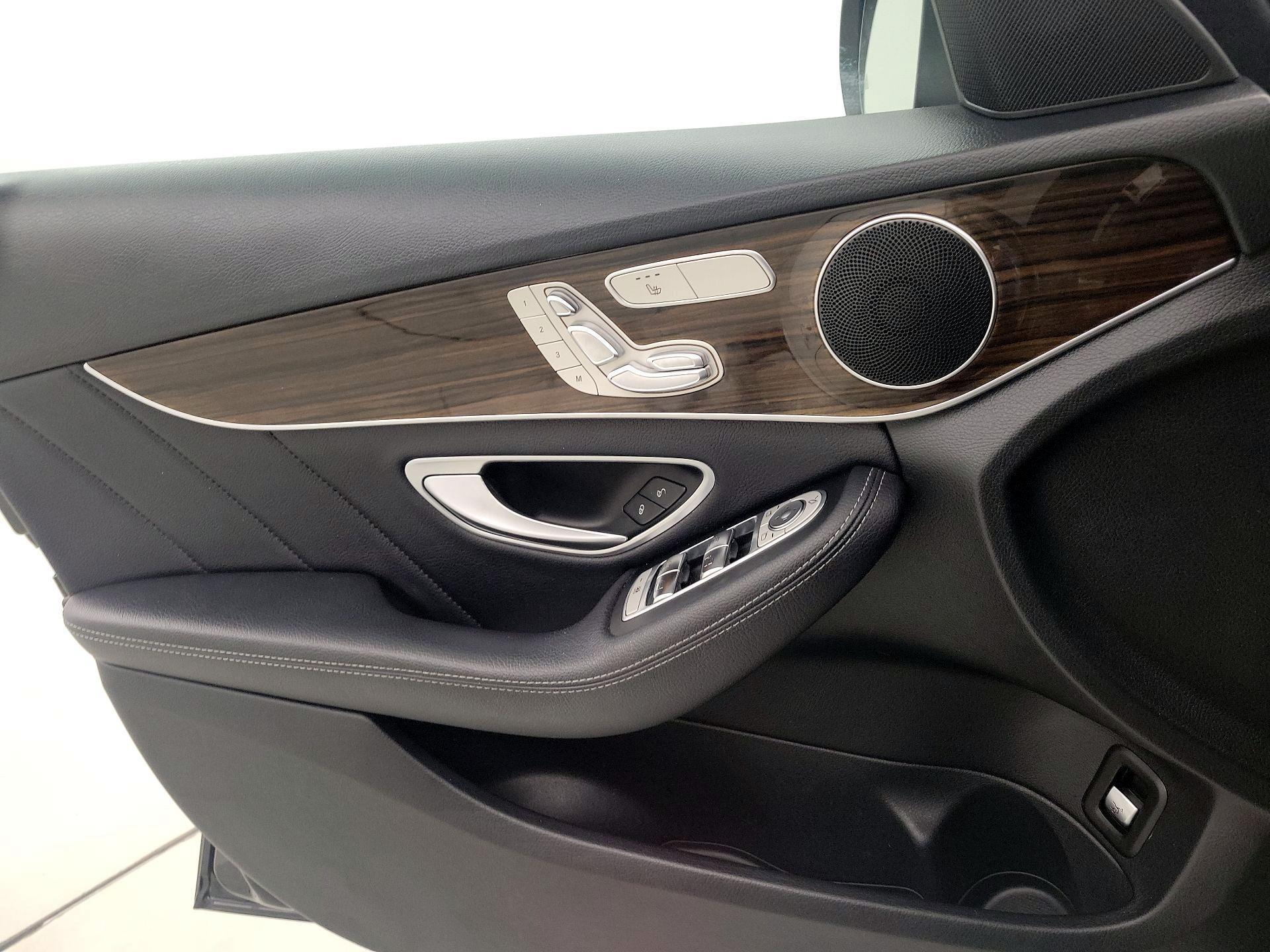 Thumbnail: 2018 Mercedes-Benz C-Class - 12