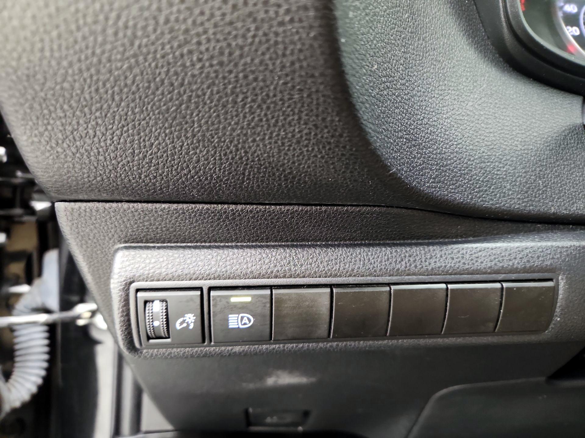 Thumbnail: 2020 Toyota Corolla - 13