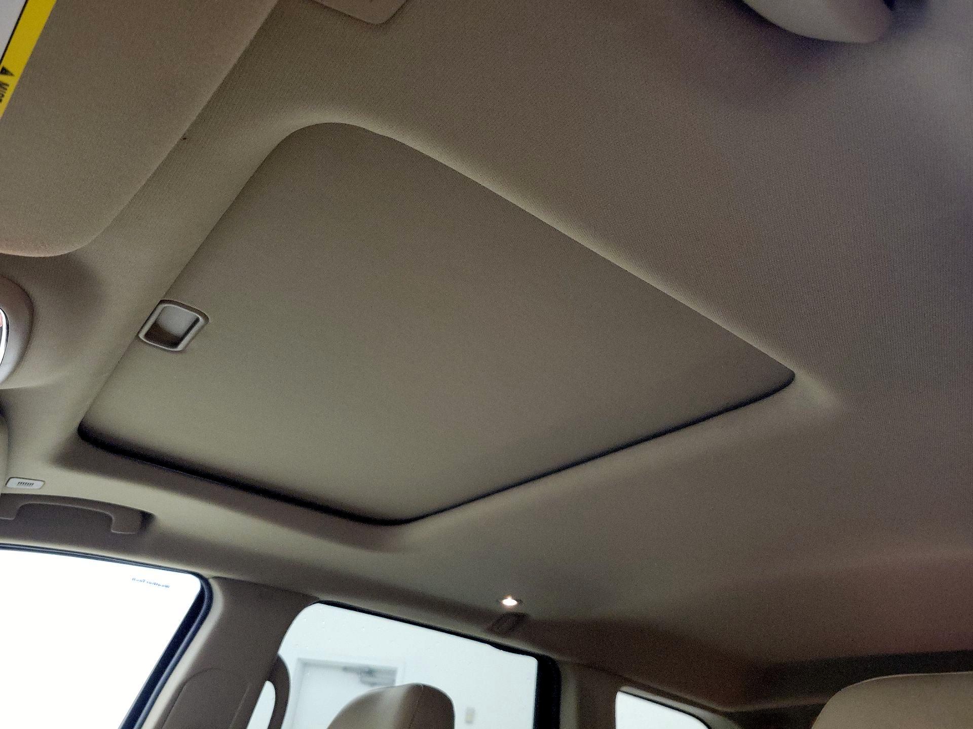 Thumbnail: 2017 Jeep Grand Cherokee - 20