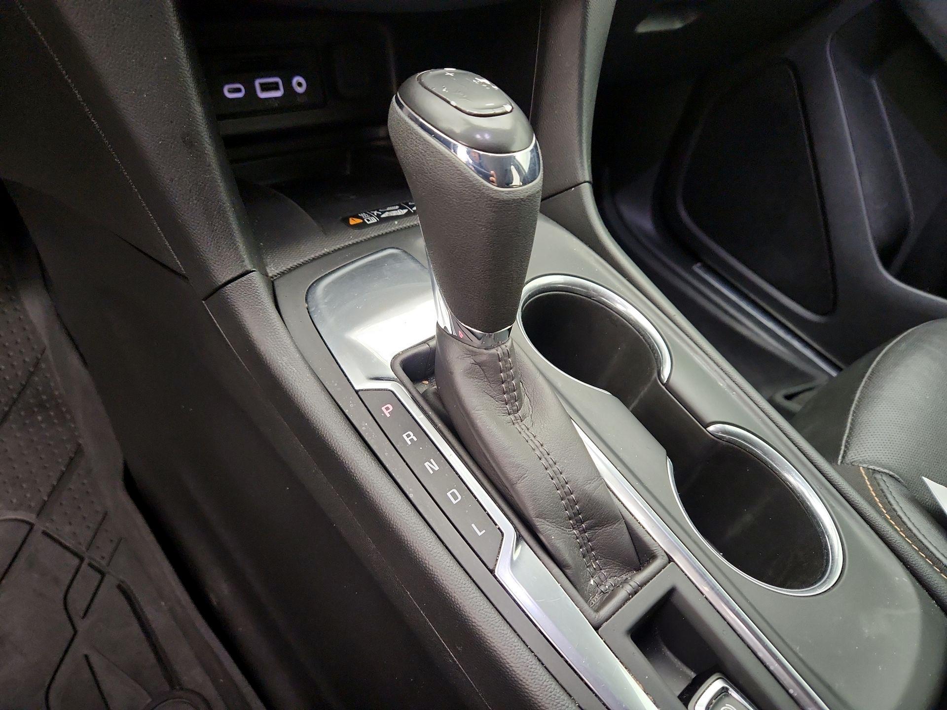 Thumbnail: 2020 Chevrolet Equinox - 17