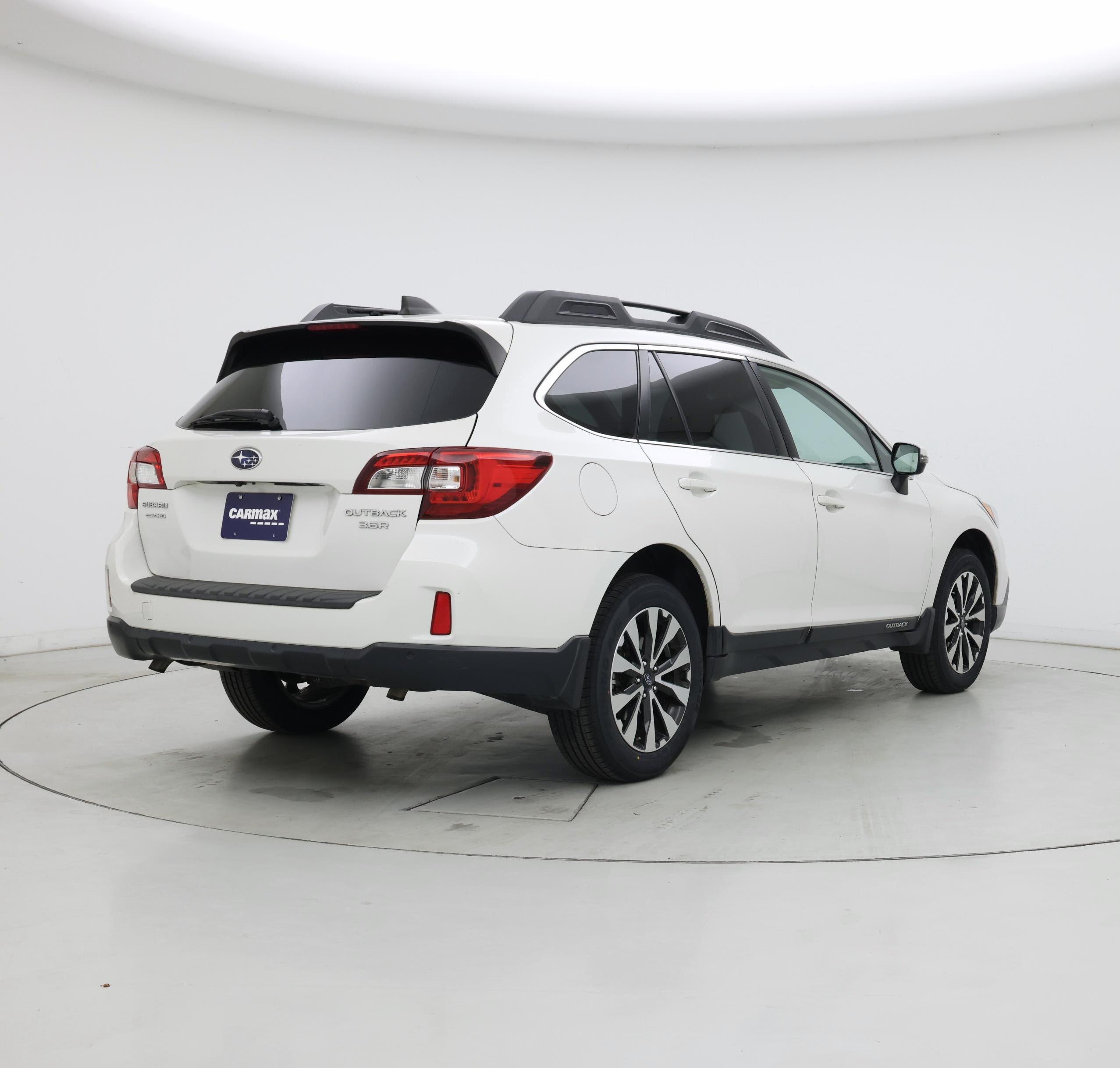 Thumbnail: 2017 Subaru Outback - 8