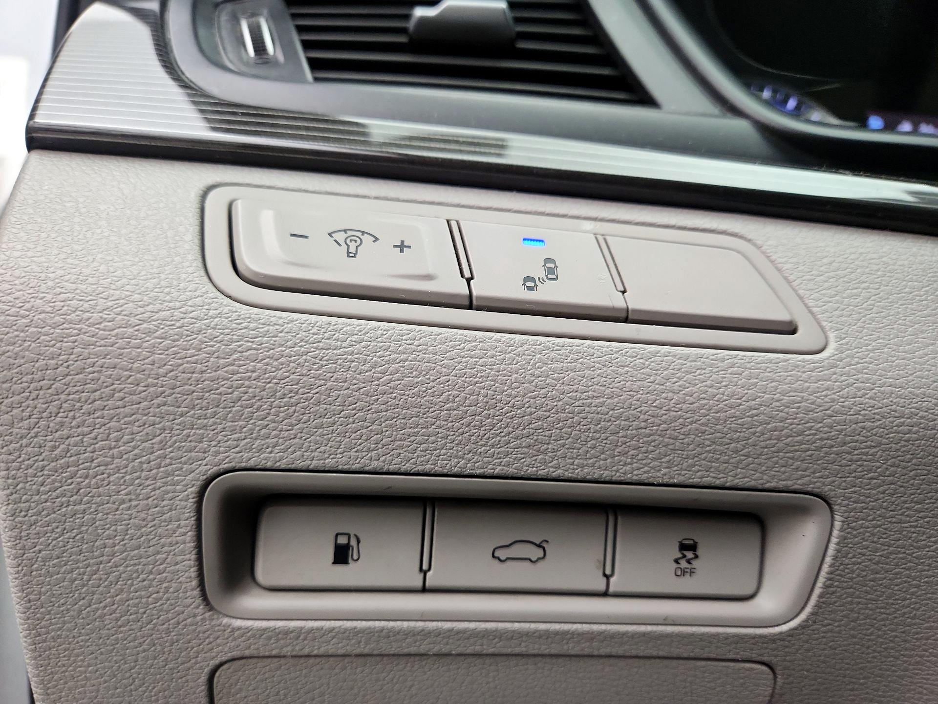 Thumbnail: 2018 Hyundai Sonata - 13