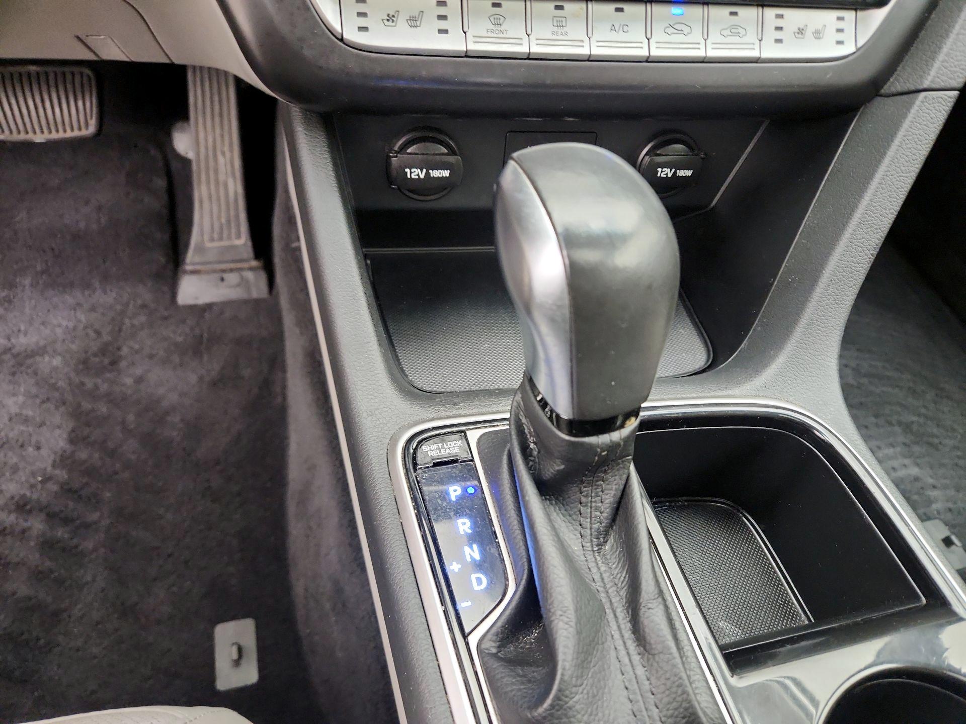 Thumbnail: 2018 Hyundai Sonata - 17