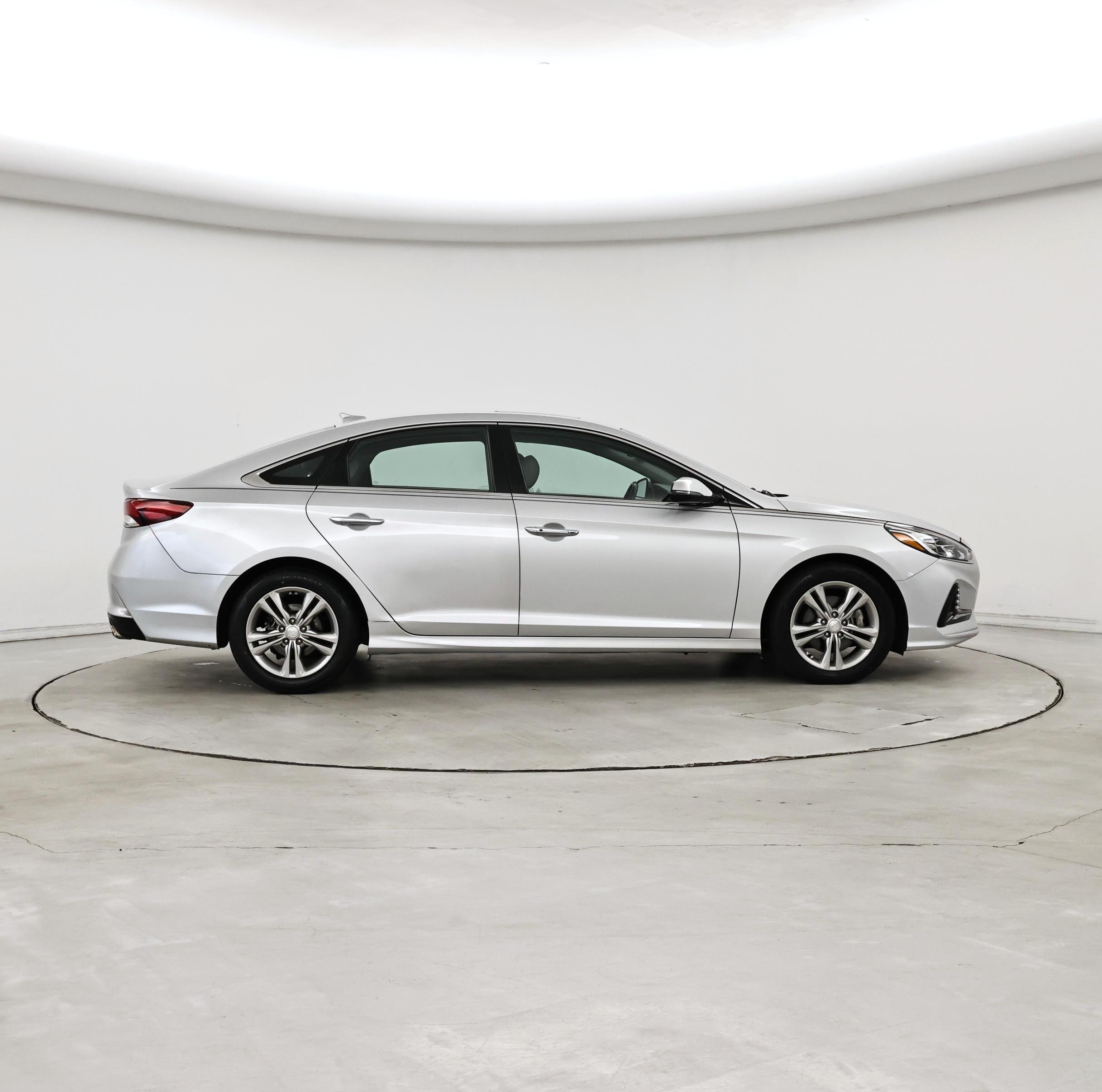 Thumbnail: 2018 Hyundai Sonata - 7