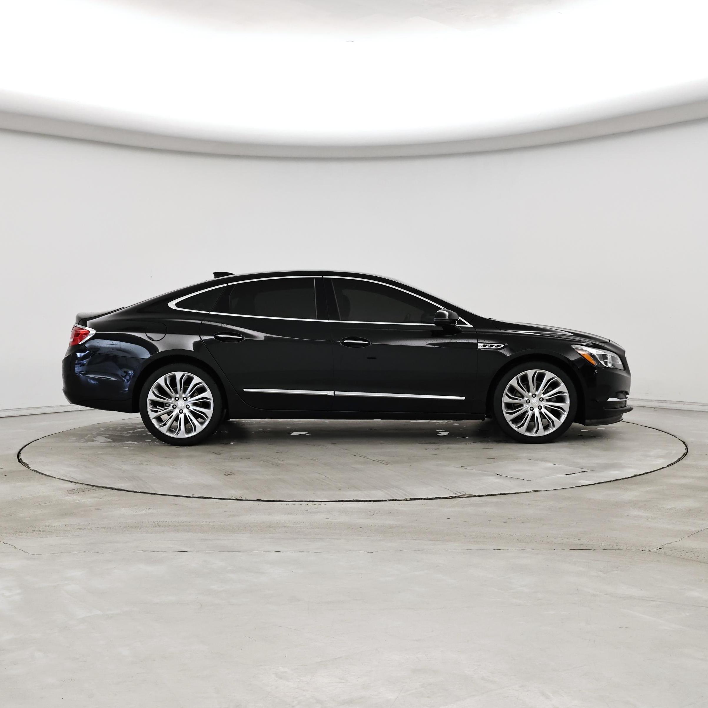 Thumbnail: 2017 Buick LaCrosse - 7