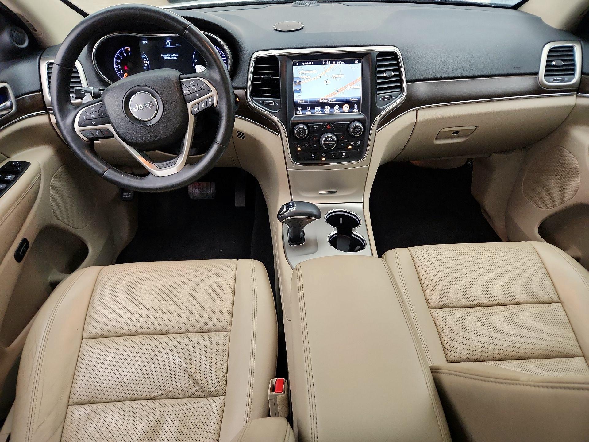 Thumbnail: 2015 Jeep Grand Cherokee - 9