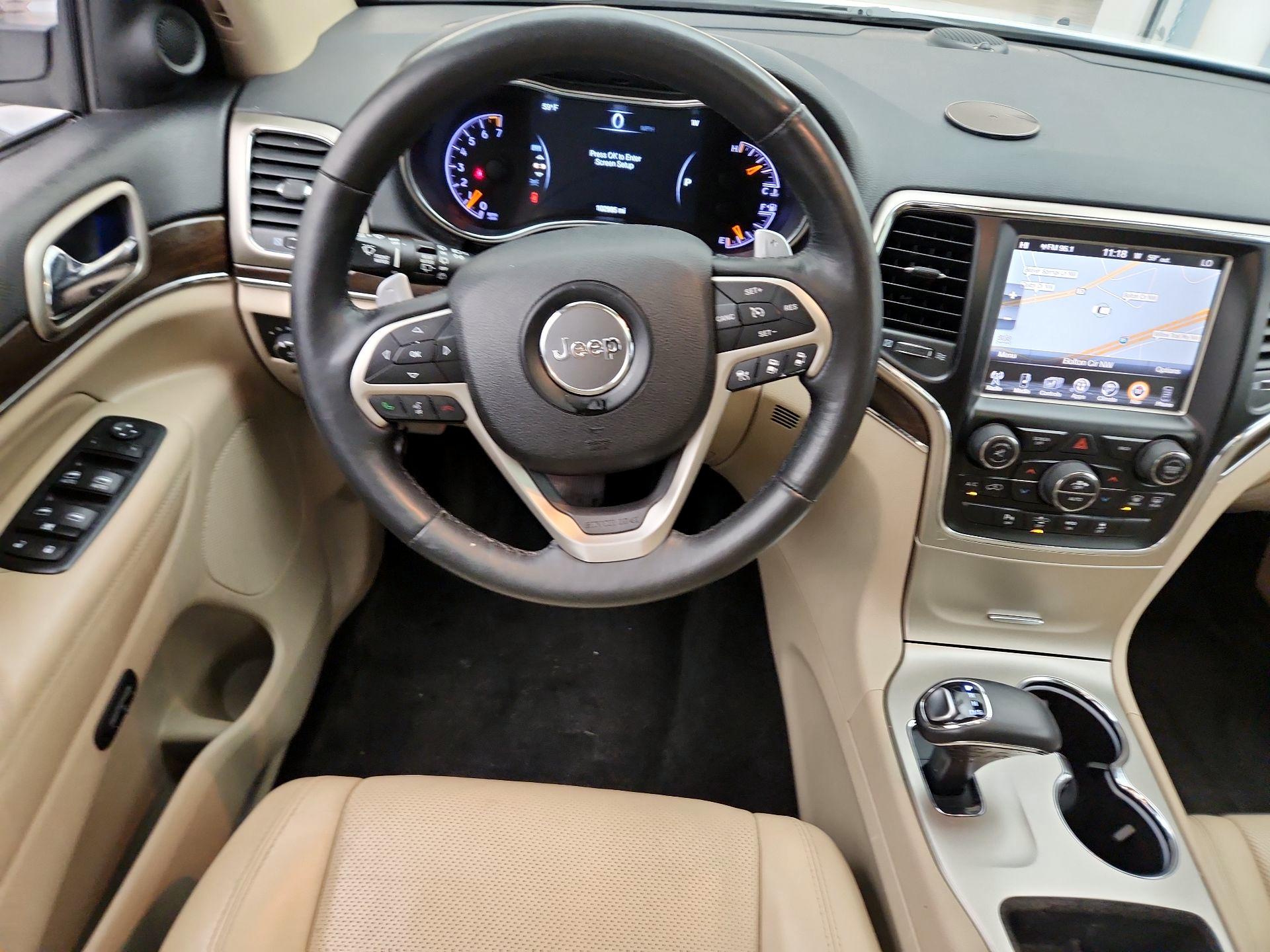 Thumbnail: 2015 Jeep Grand Cherokee - 10