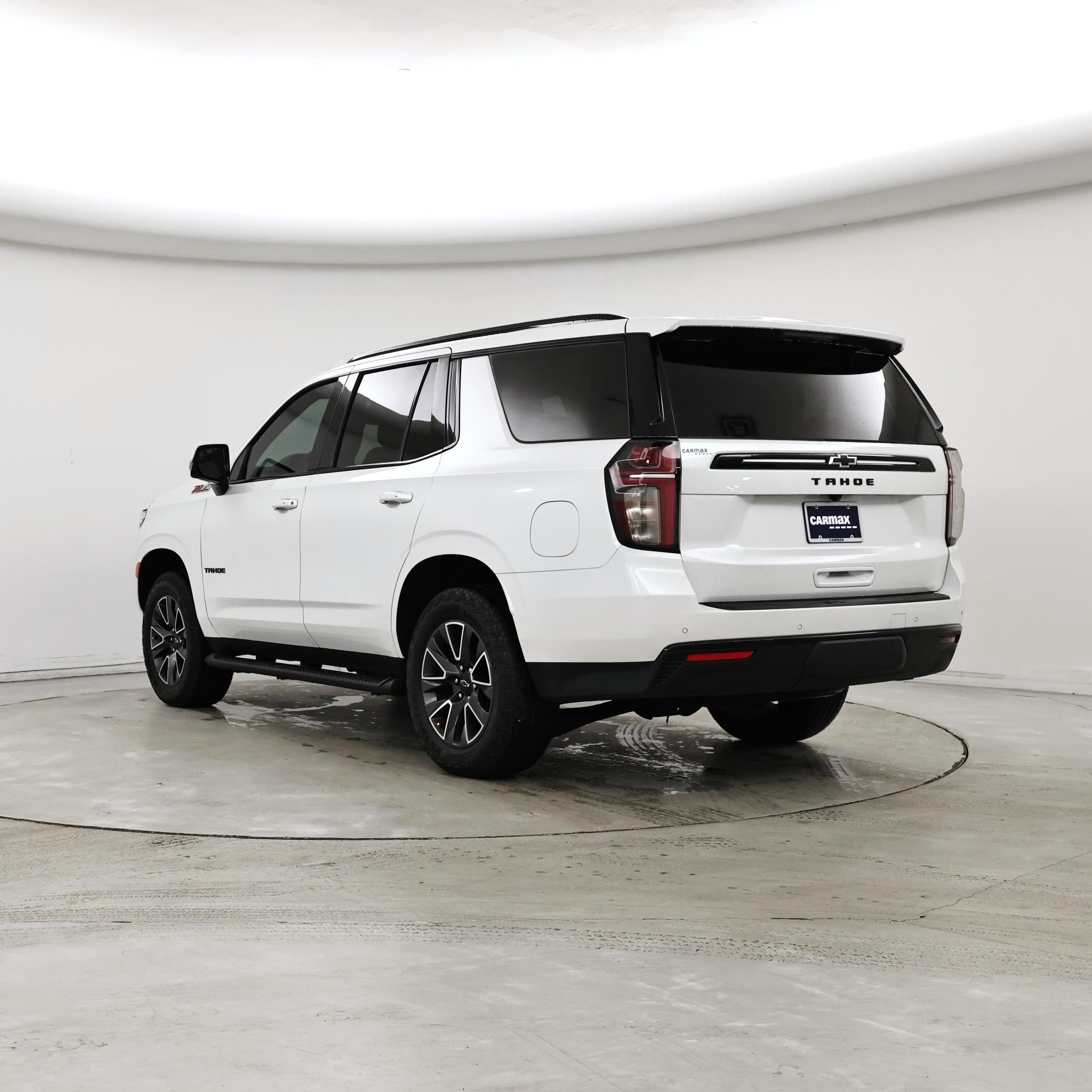 Thumbnail: 2024 Chevrolet Tahoe - 2
