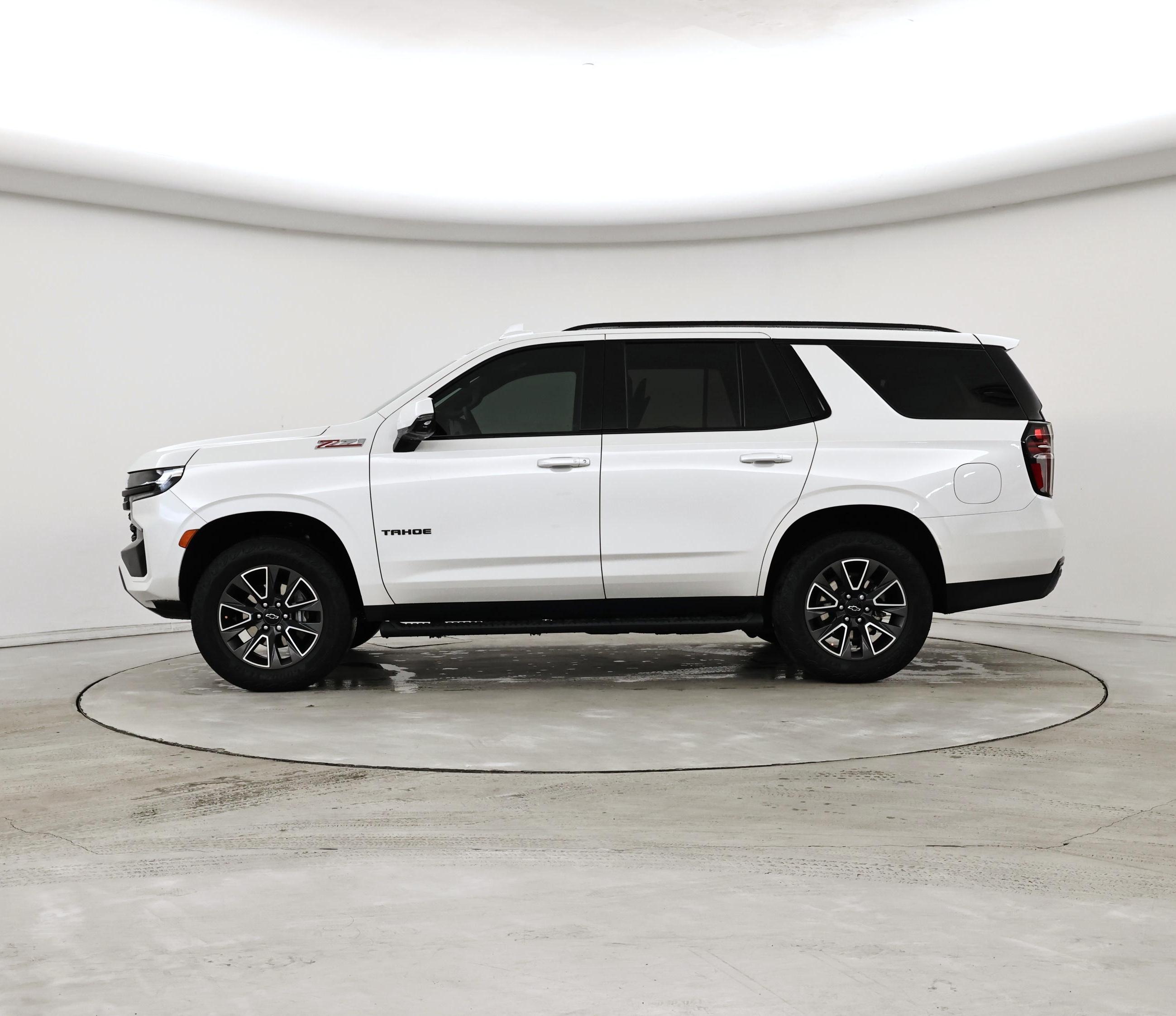 Thumbnail: 2024 Chevrolet Tahoe - 3