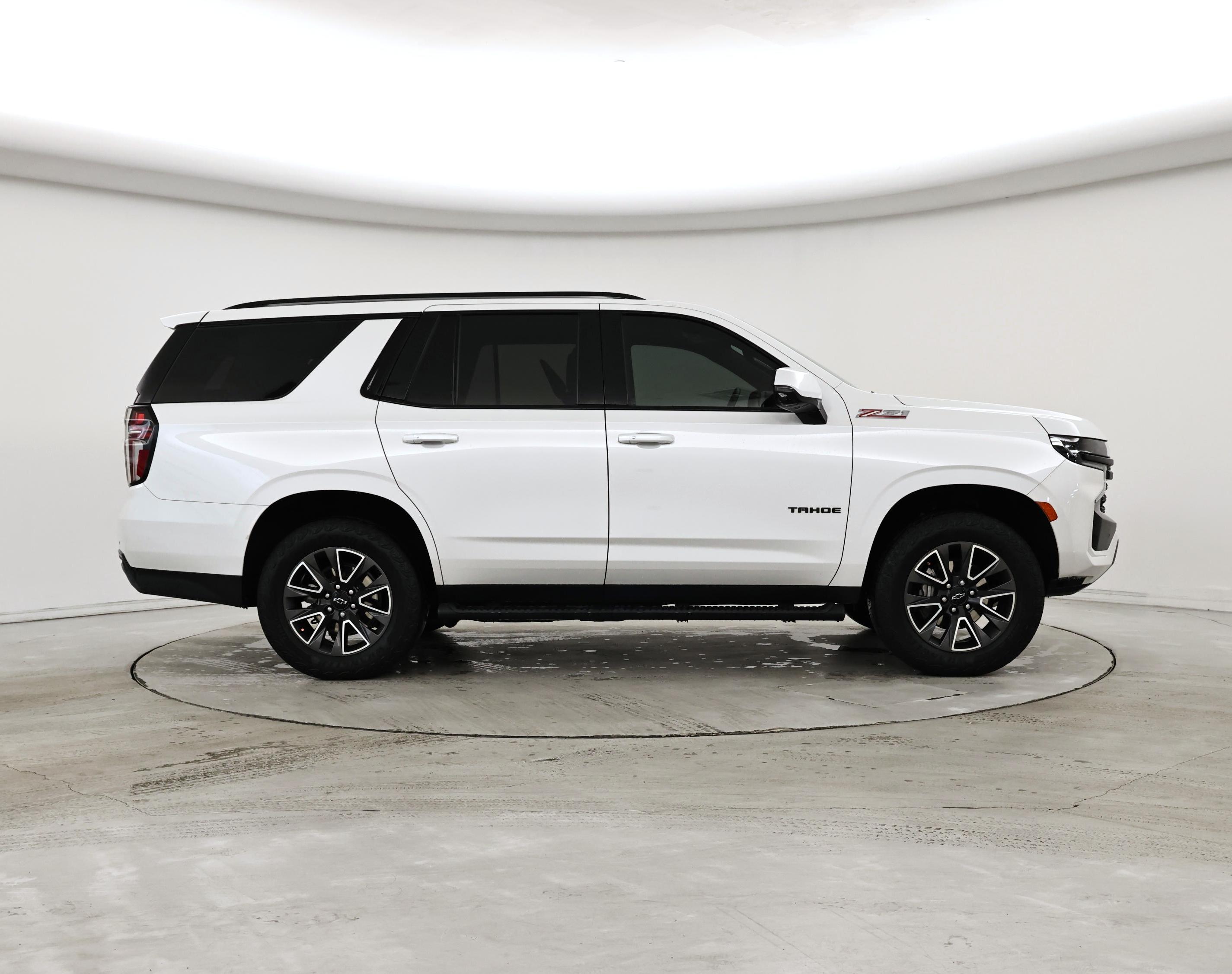 Thumbnail: 2024 Chevrolet Tahoe - 7