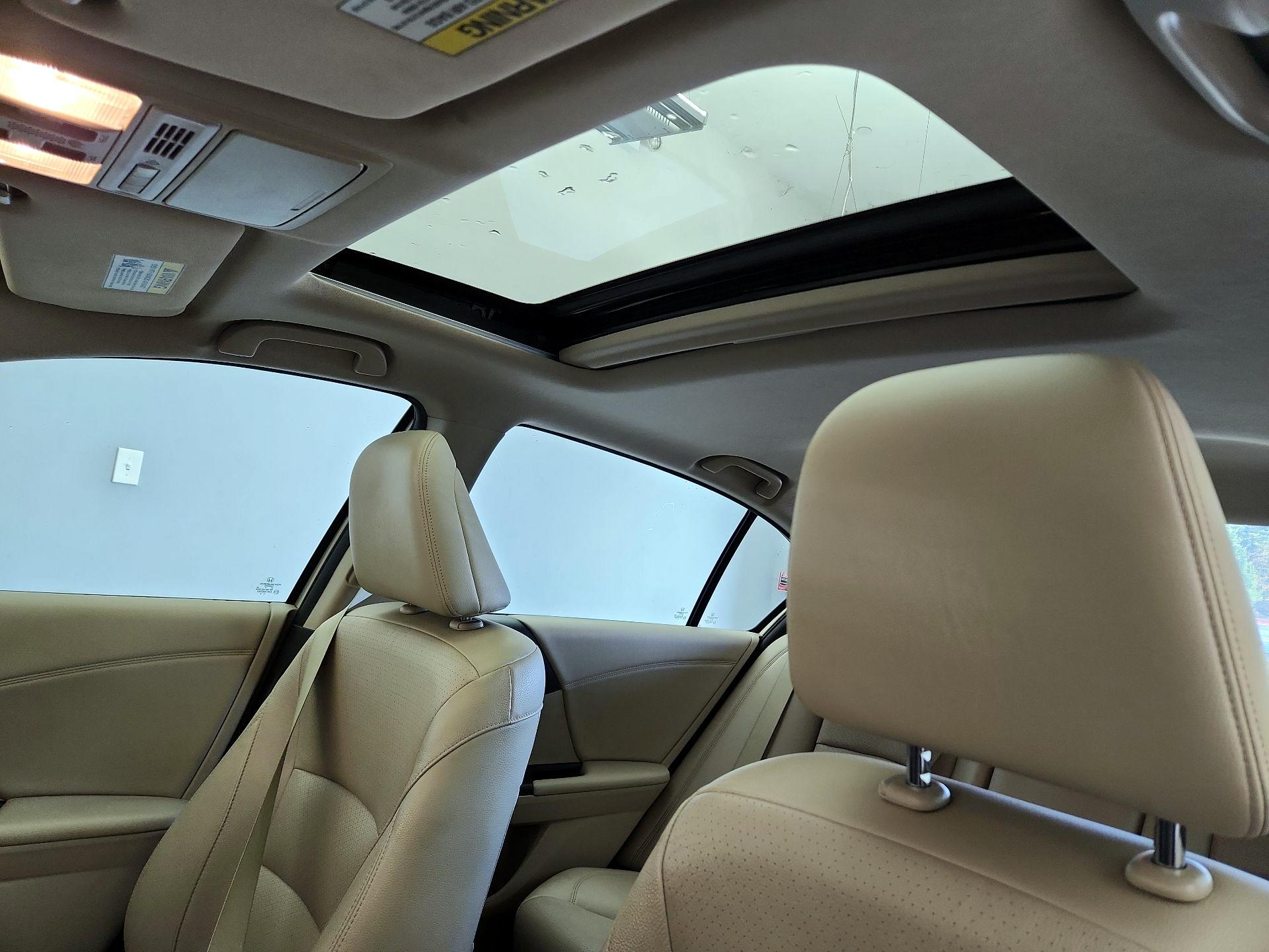 Thumbnail: 2015 Honda Accord - 19