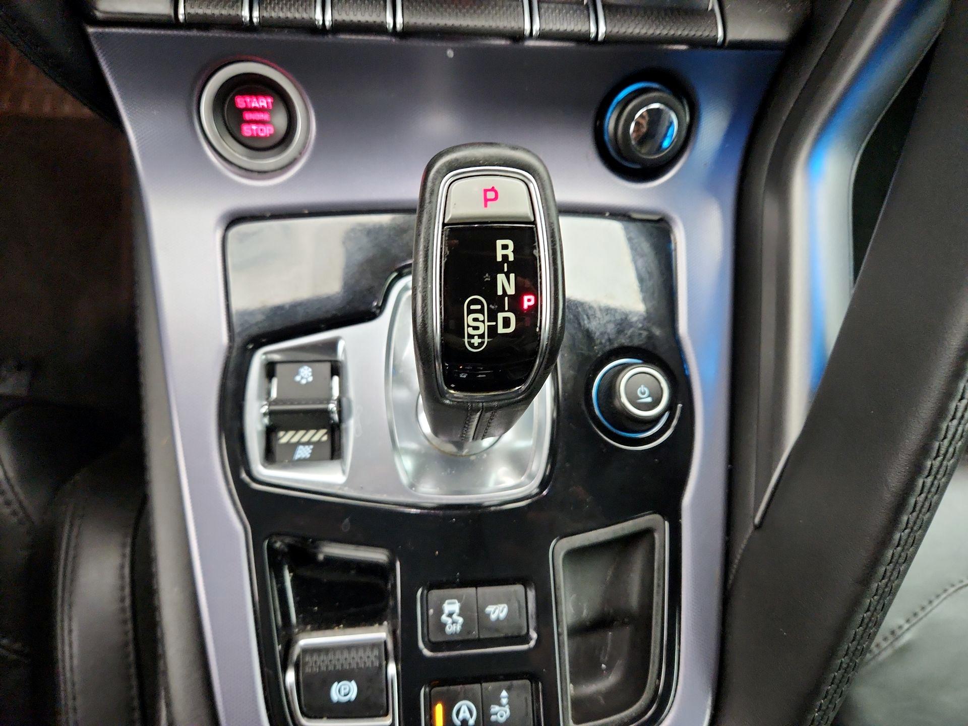 Thumbnail: 2018 Jaguar F-Type - 17