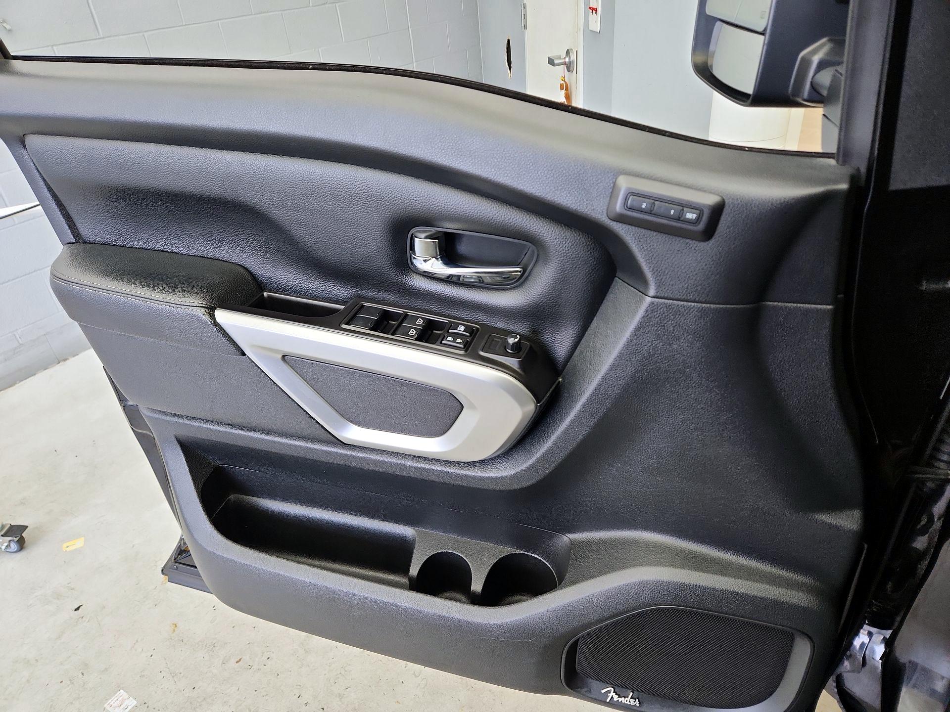 Thumbnail: 2020 Nissan Titan - 12