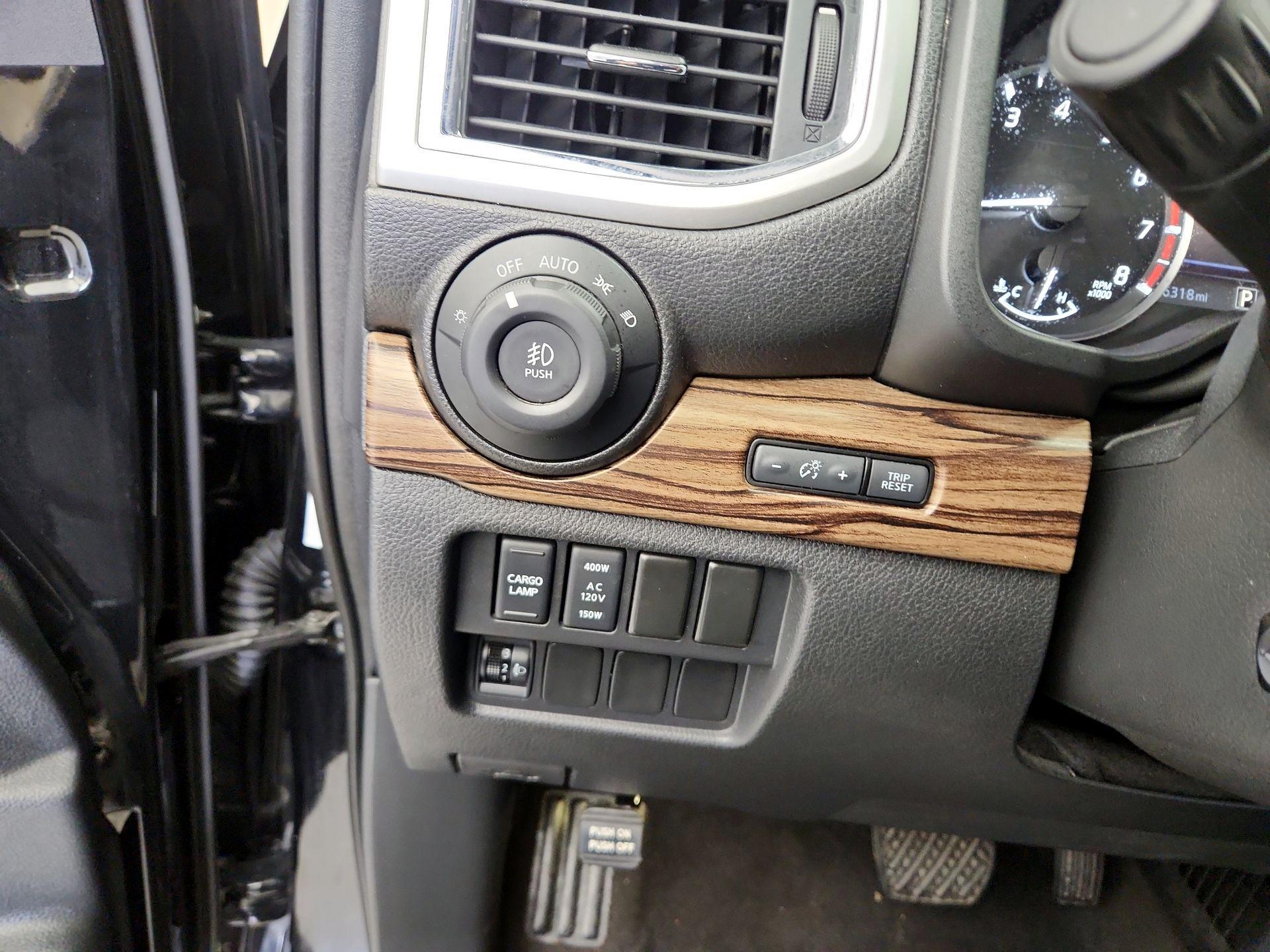 Thumbnail: 2020 Nissan Titan - 13