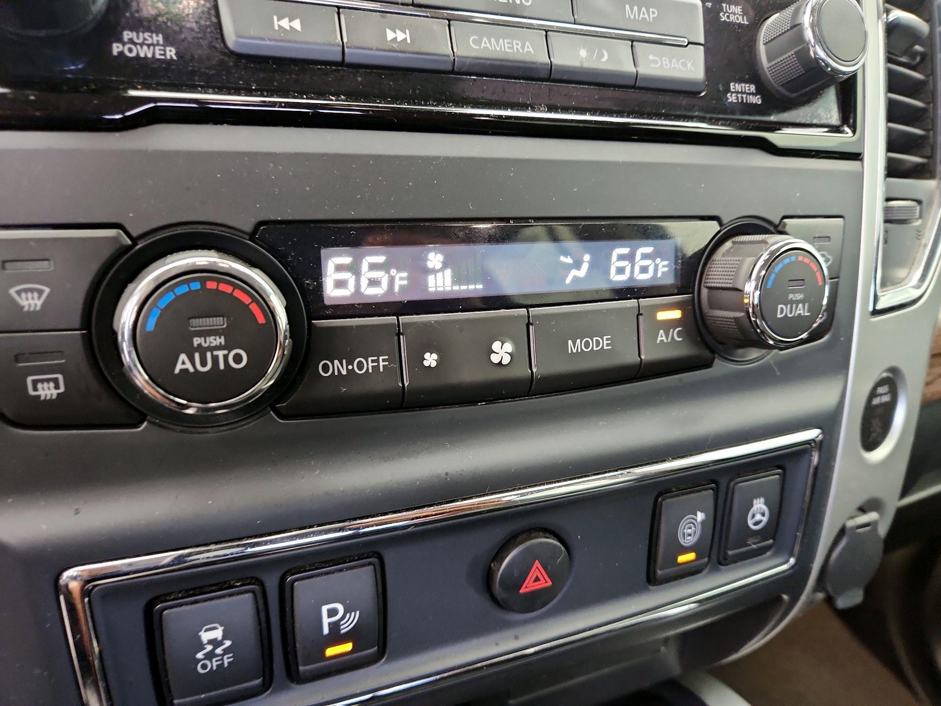 Thumbnail: 2020 Nissan Titan - 17