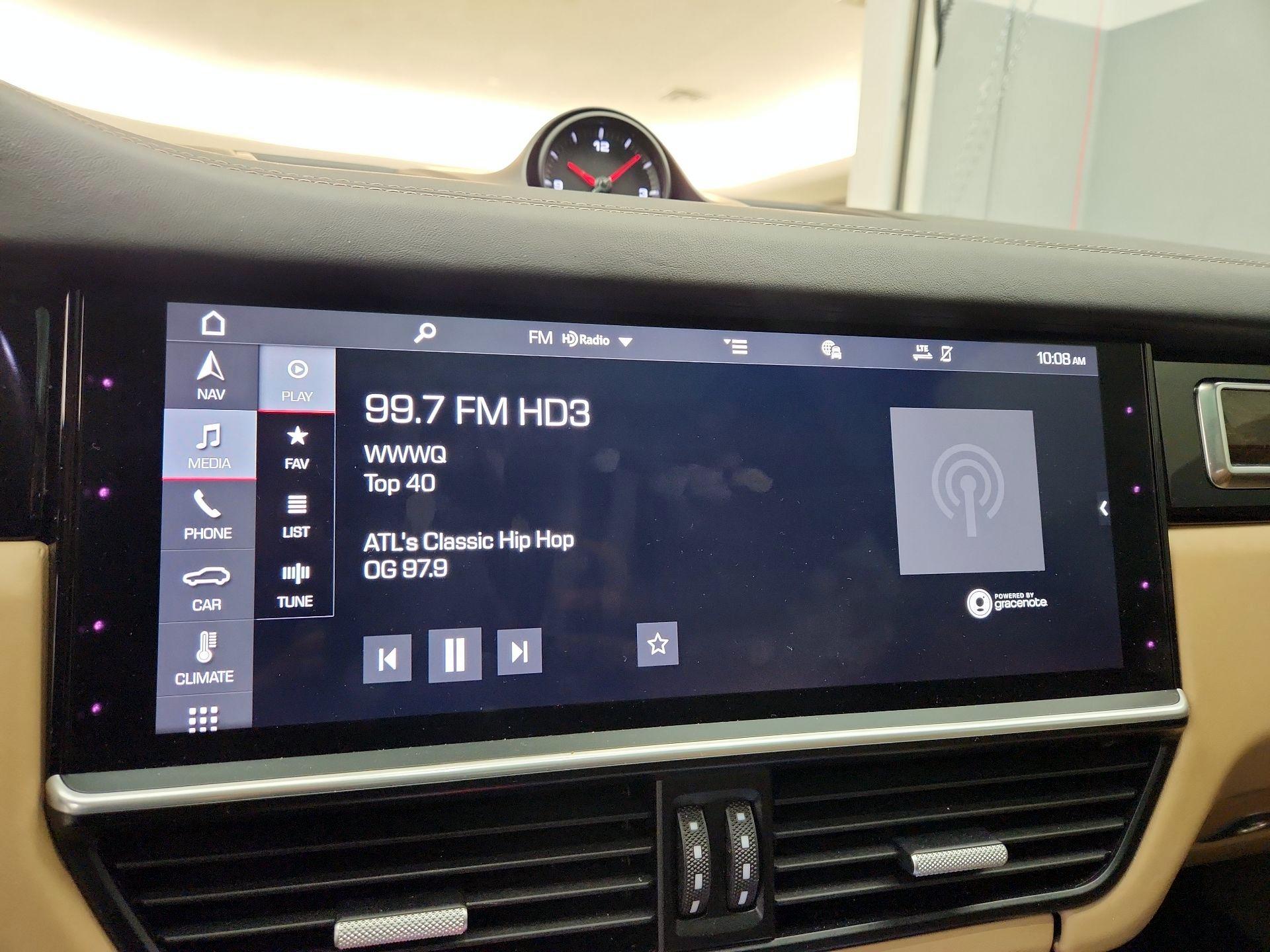 Thumbnail: 2019 Porsche Cayenne - 16