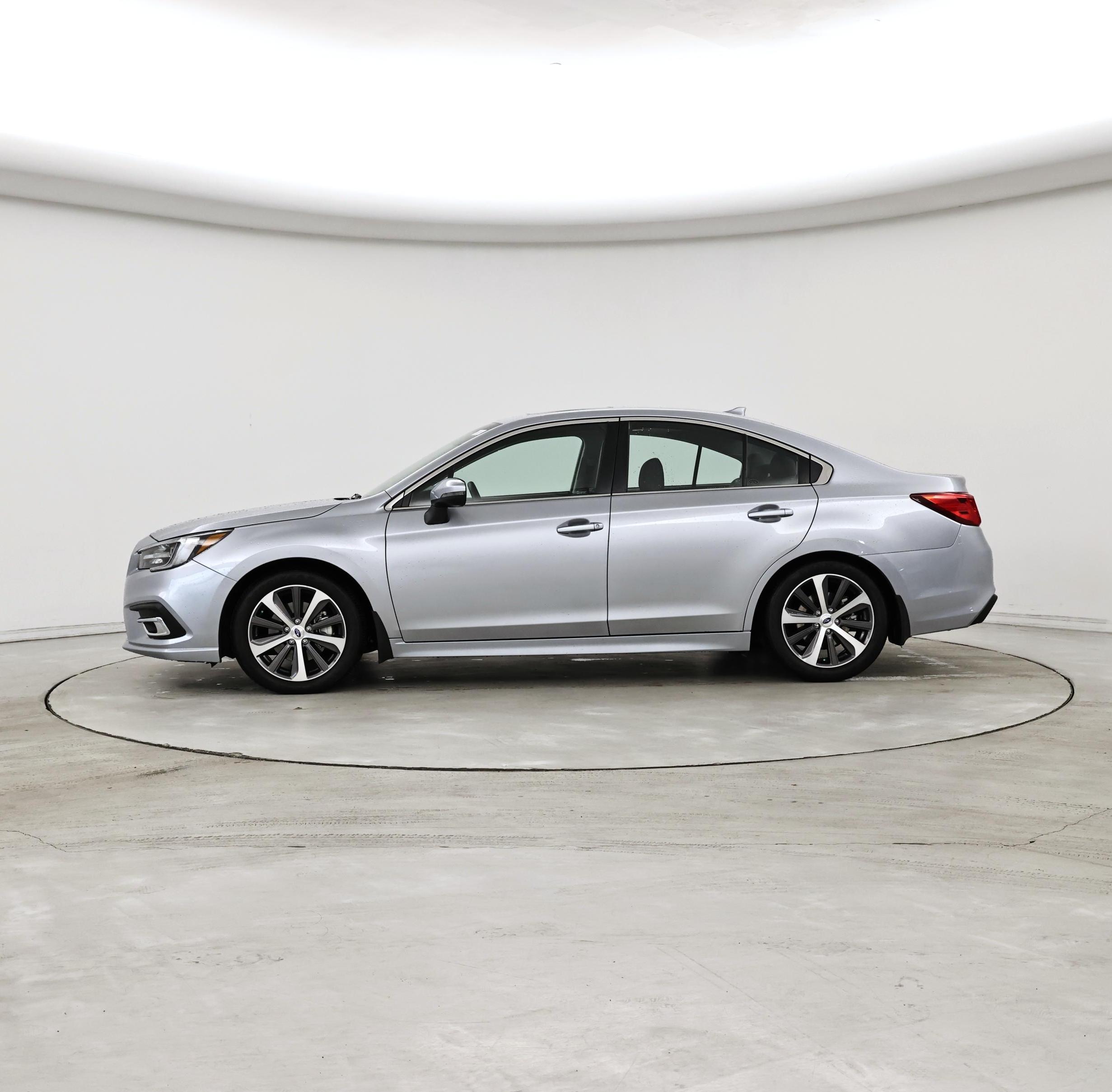 Thumbnail: 2019 Subaru Legacy - 3