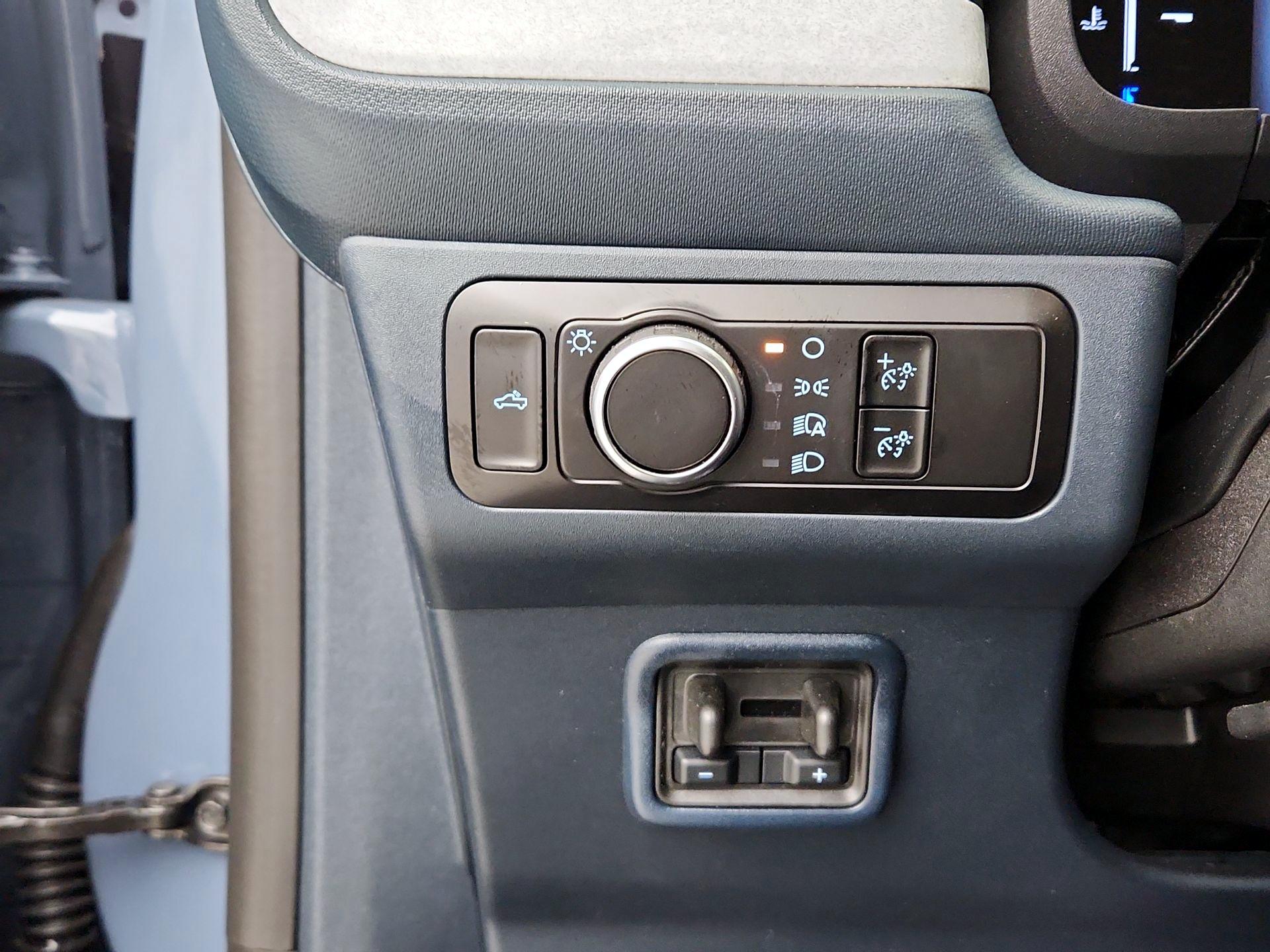 Thumbnail: 2025 Ford Maverick - 13