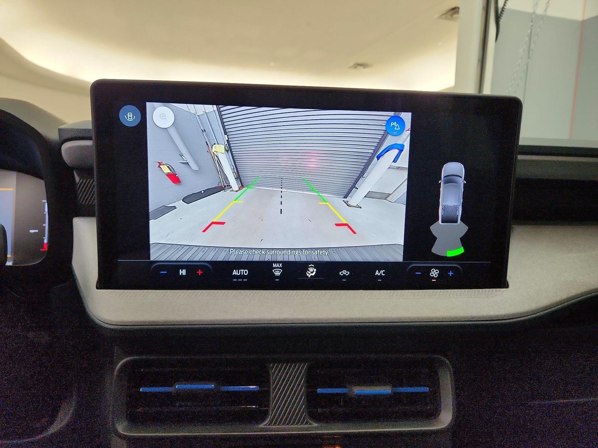 Thumbnail: 2025 Ford Maverick - 14