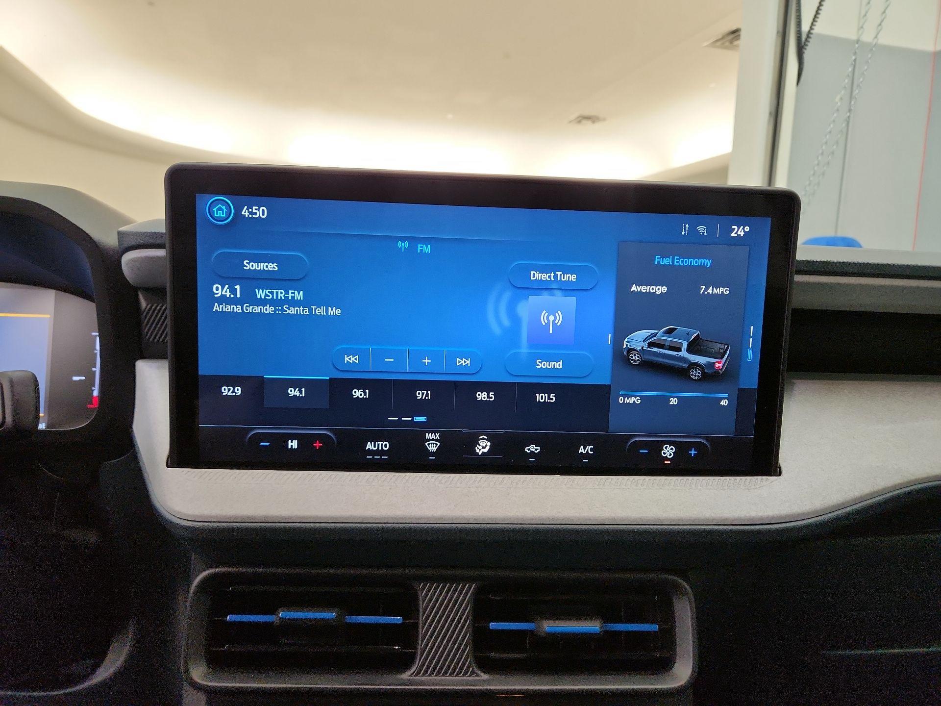 Thumbnail: 2025 Ford Maverick - 15