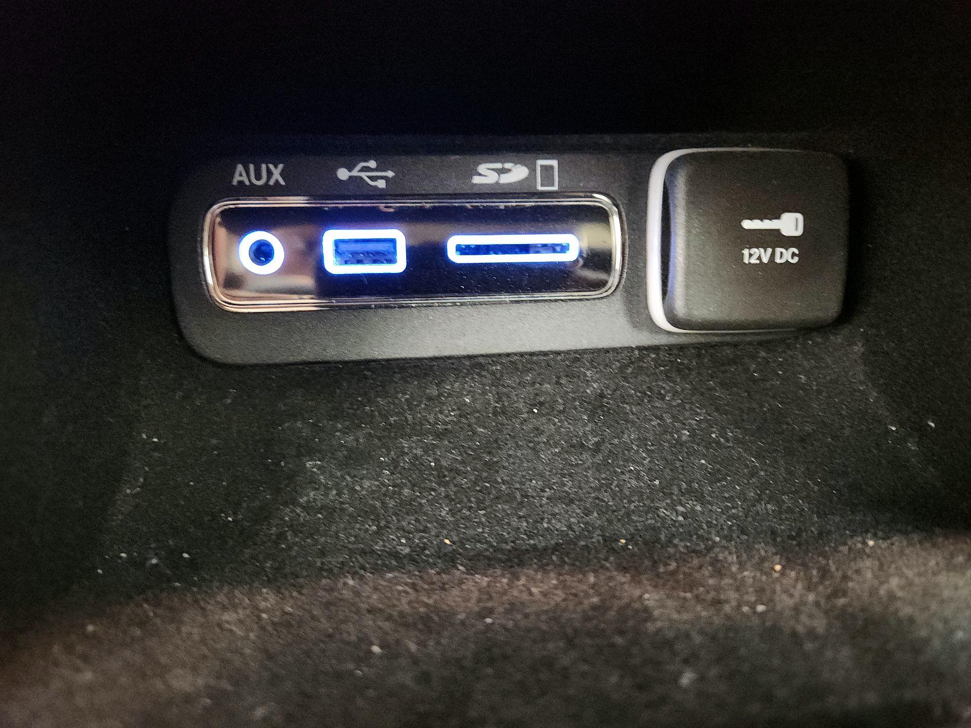 Thumbnail: 2016 Jeep Grand Cherokee - 19