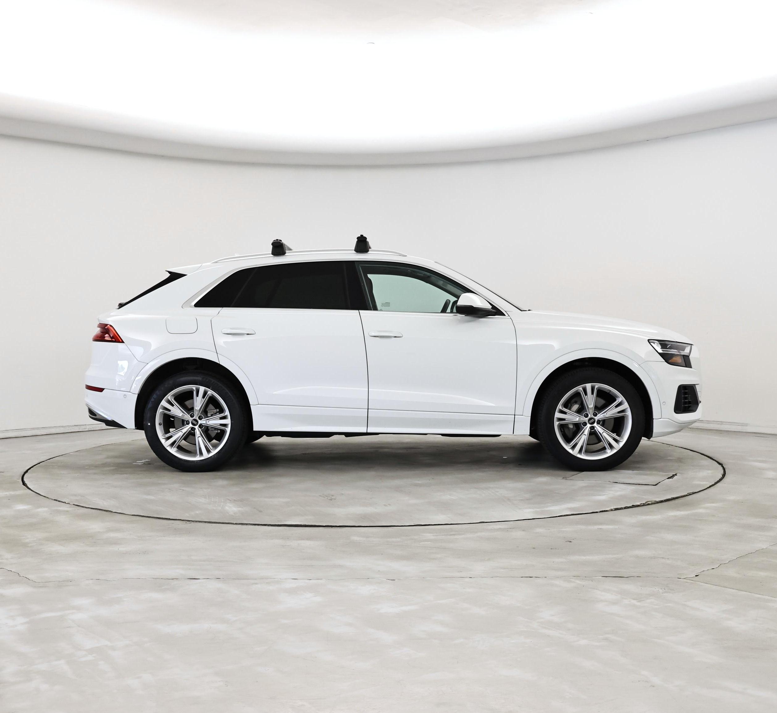 Thumbnail: 2022 Audi Q8 - 7