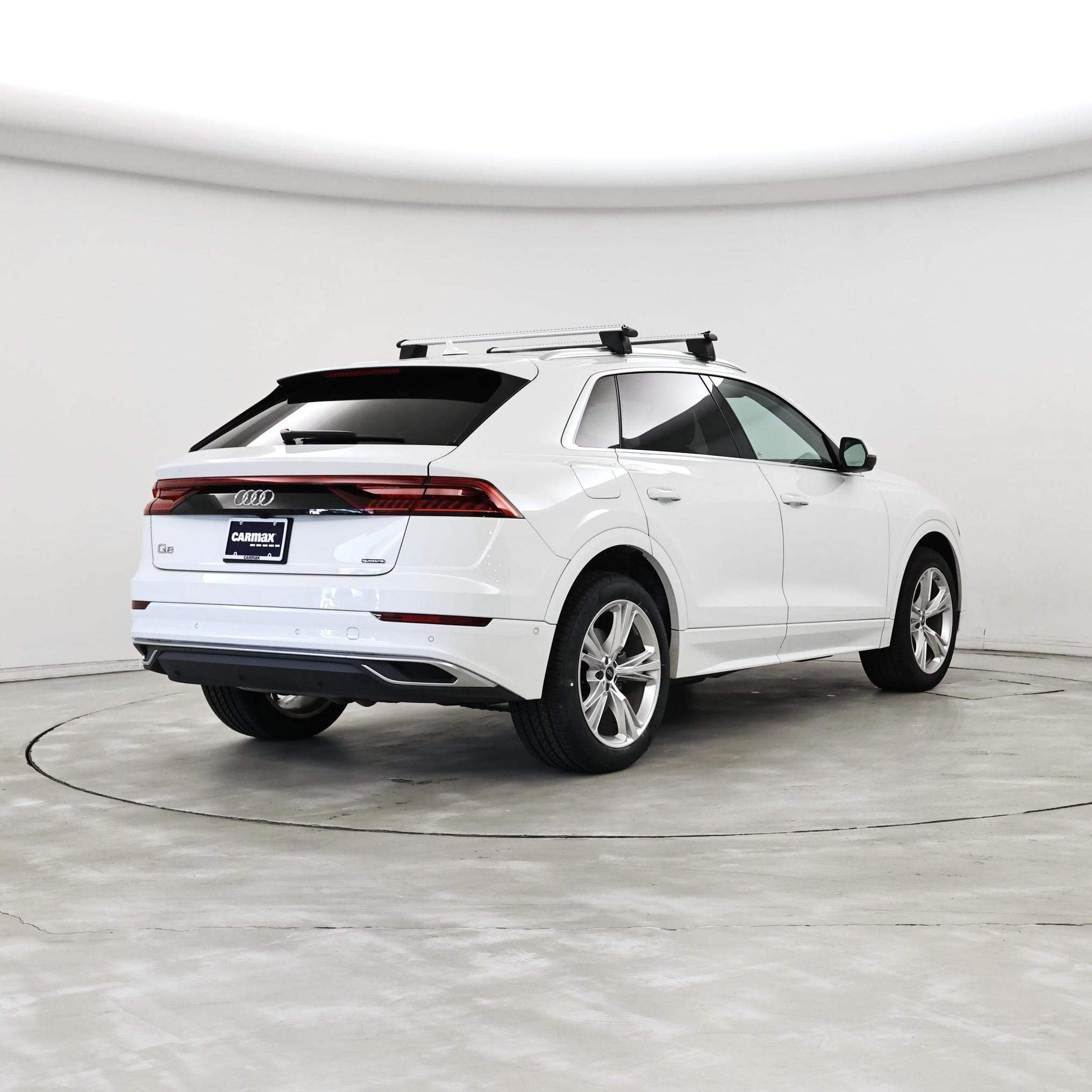 Thumbnail: 2022 Audi Q8 - 8