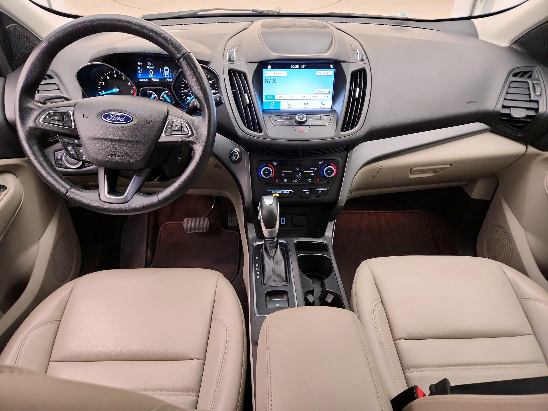 Thumbnail: 2019 Ford Escape - 9