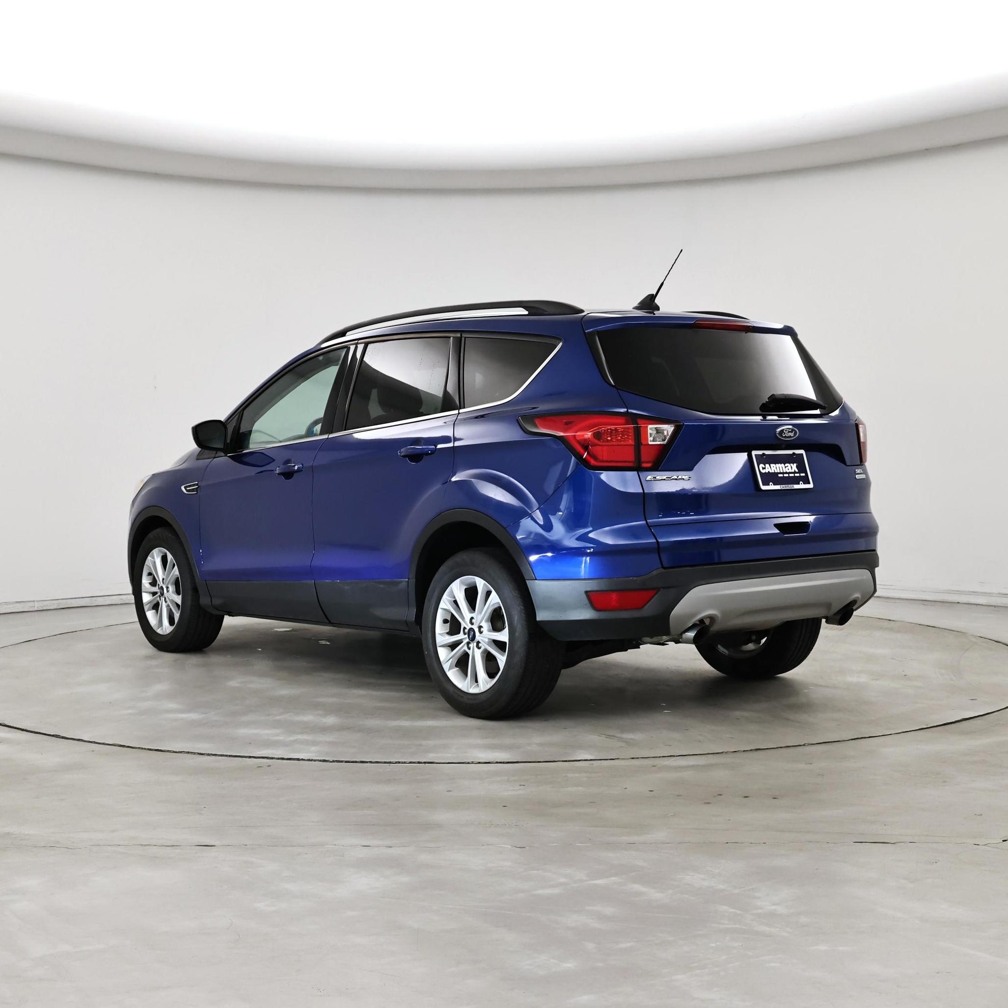 Thumbnail: 2019 Ford Escape - 2