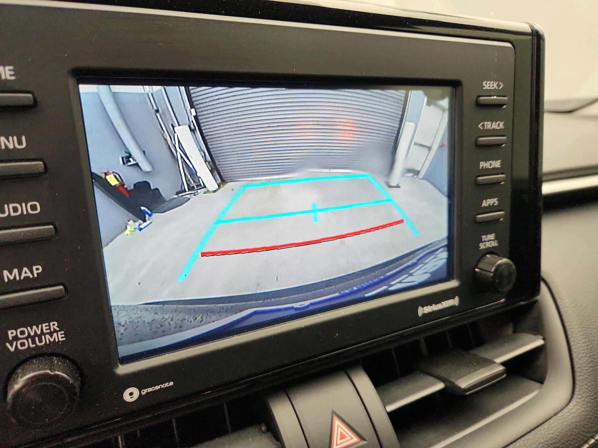 Thumbnail: 2021 Toyota RAV4 - 14