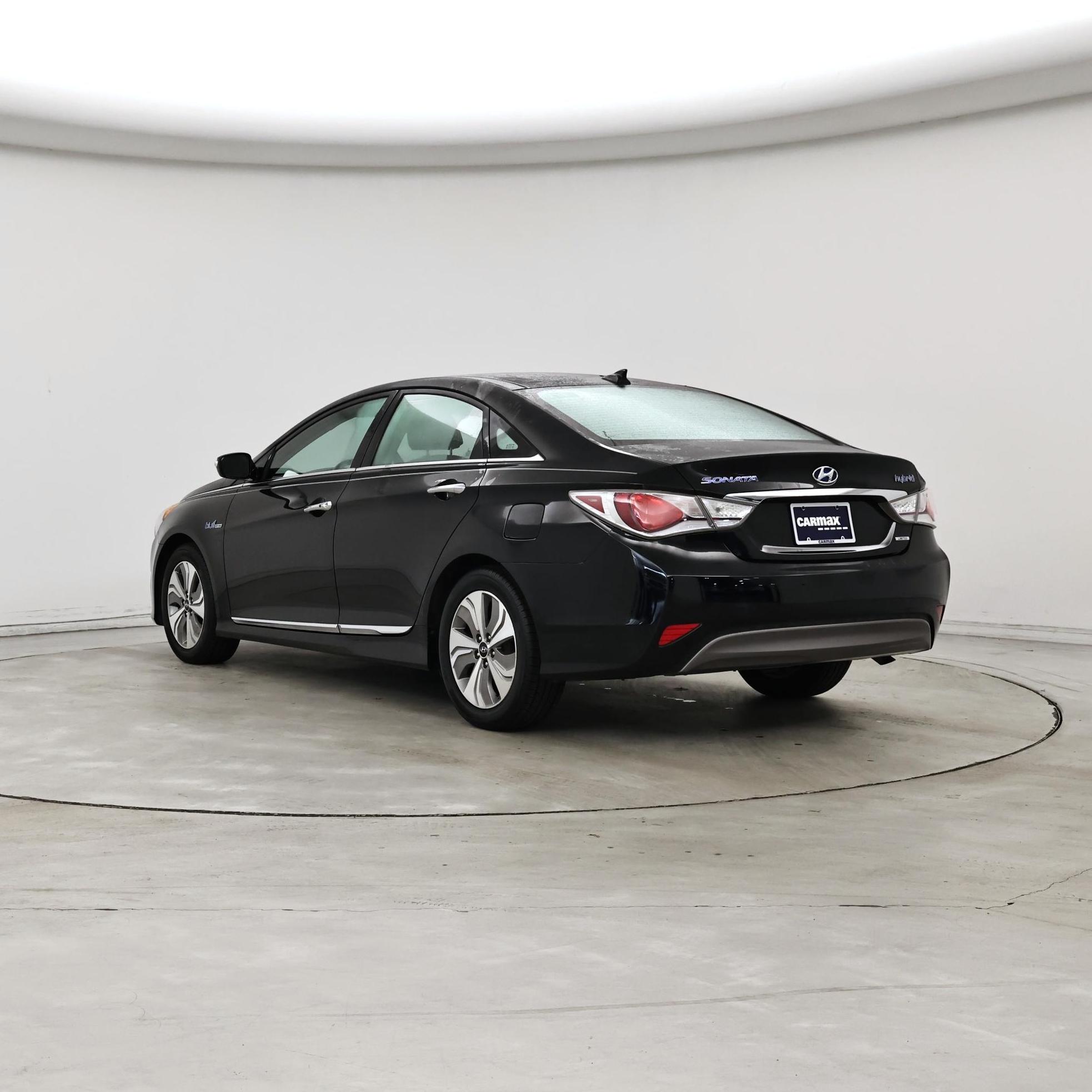 Thumbnail: 2015 Hyundai Sonata - 2