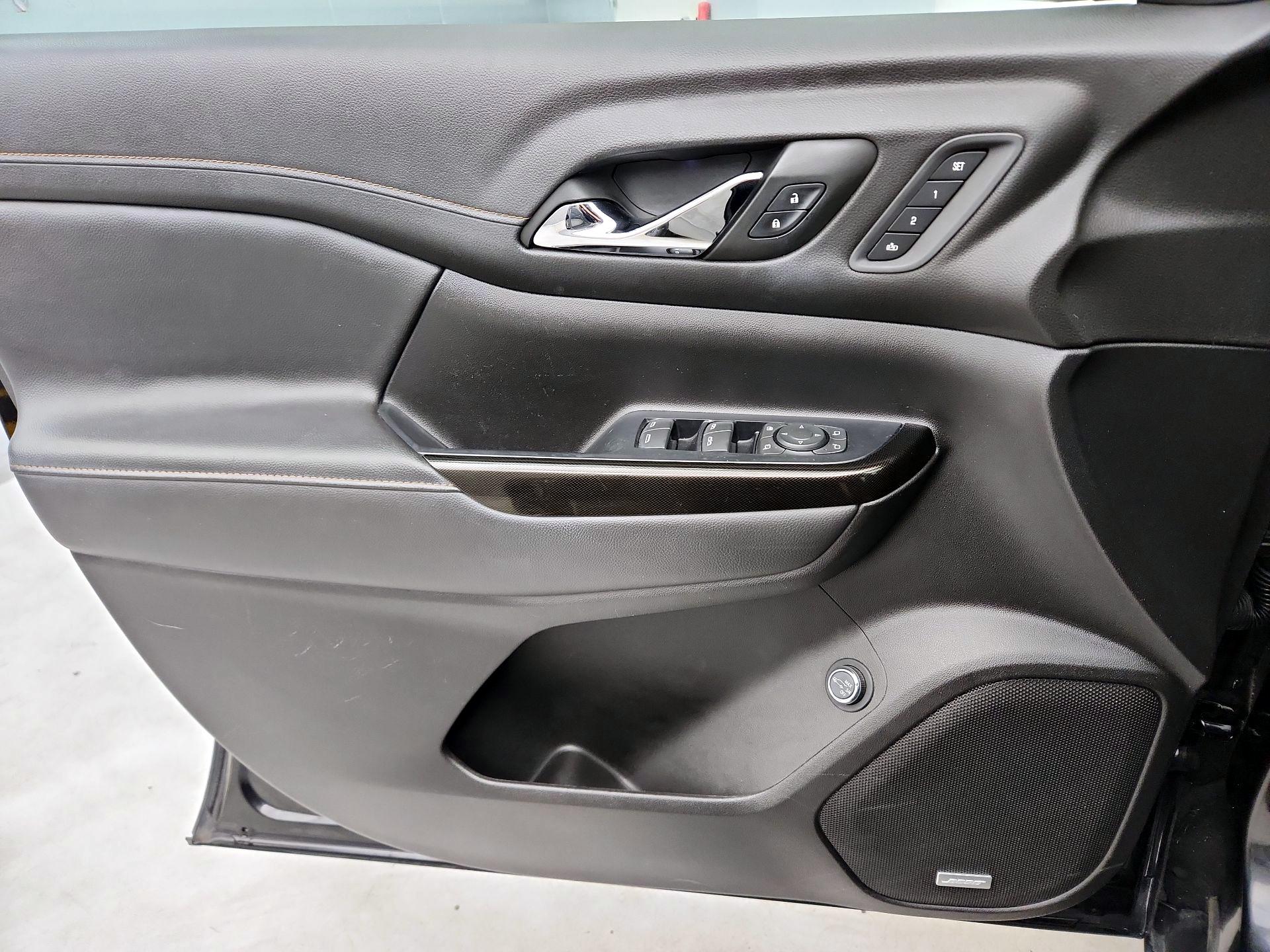 Thumbnail: 2022 GMC Acadia - 12