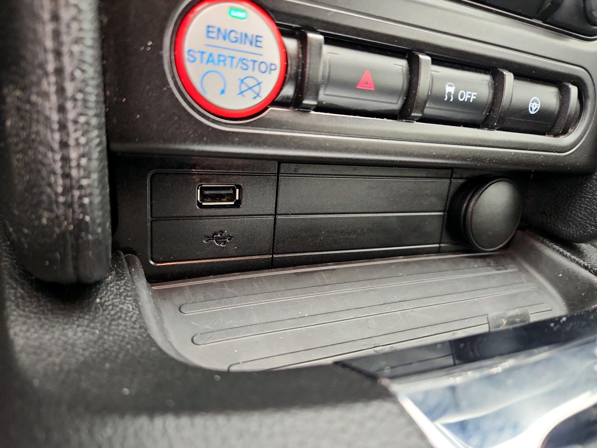 Thumbnail: 2016 Ford Mustang - 18