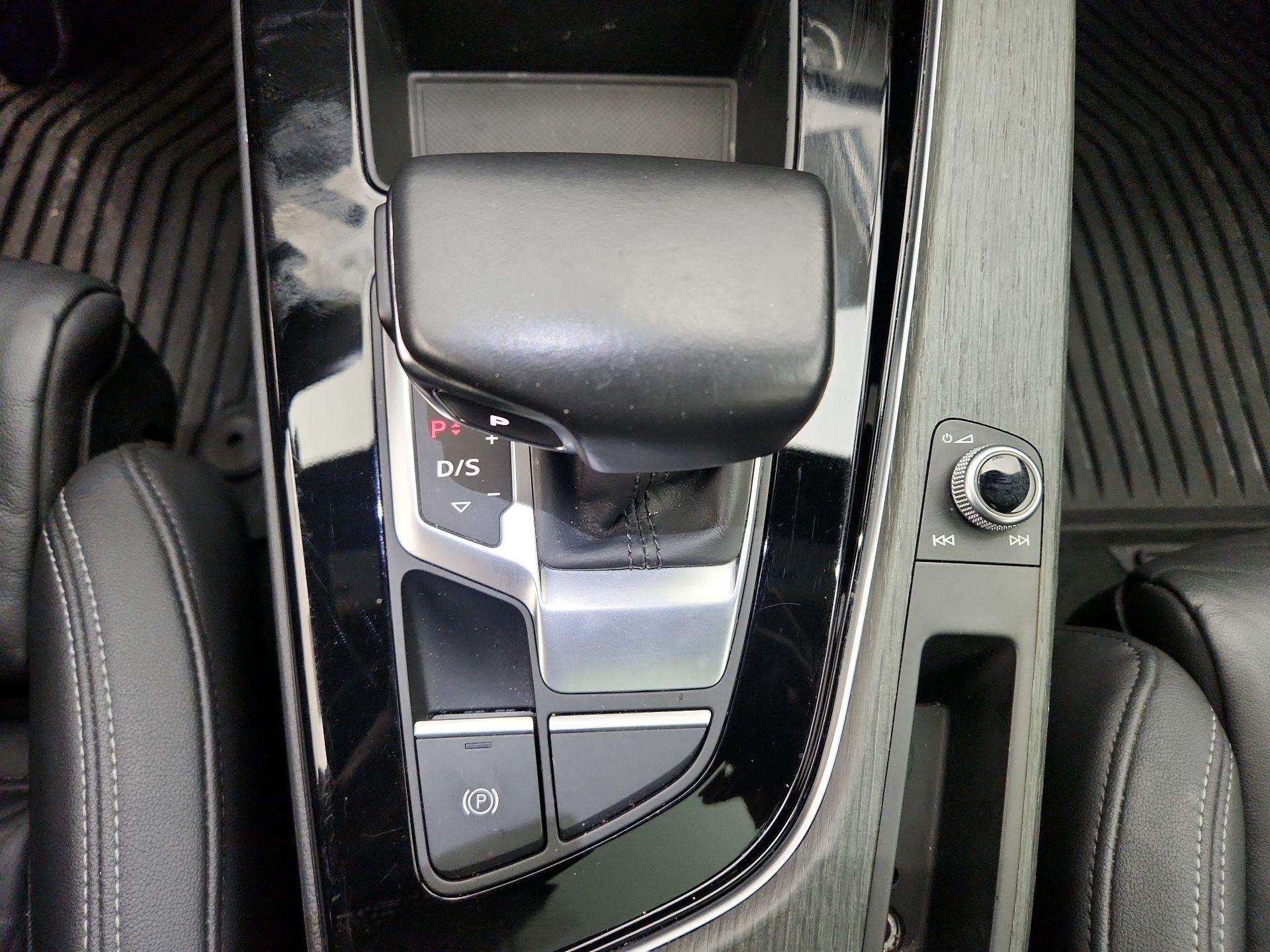 Thumbnail: 2021 Audi A4 - 17