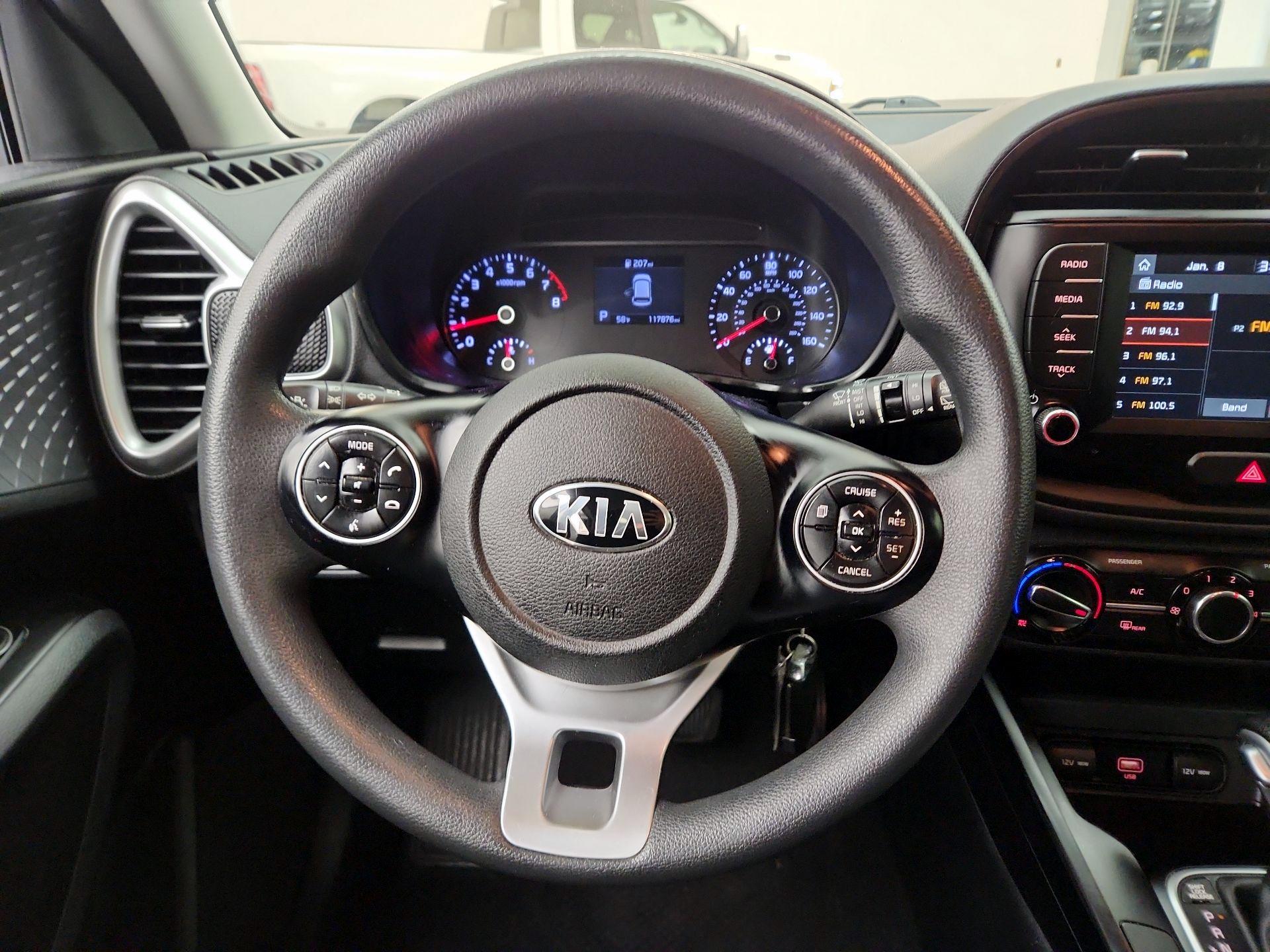 Thumbnail: 2020 Kia Soul - 10