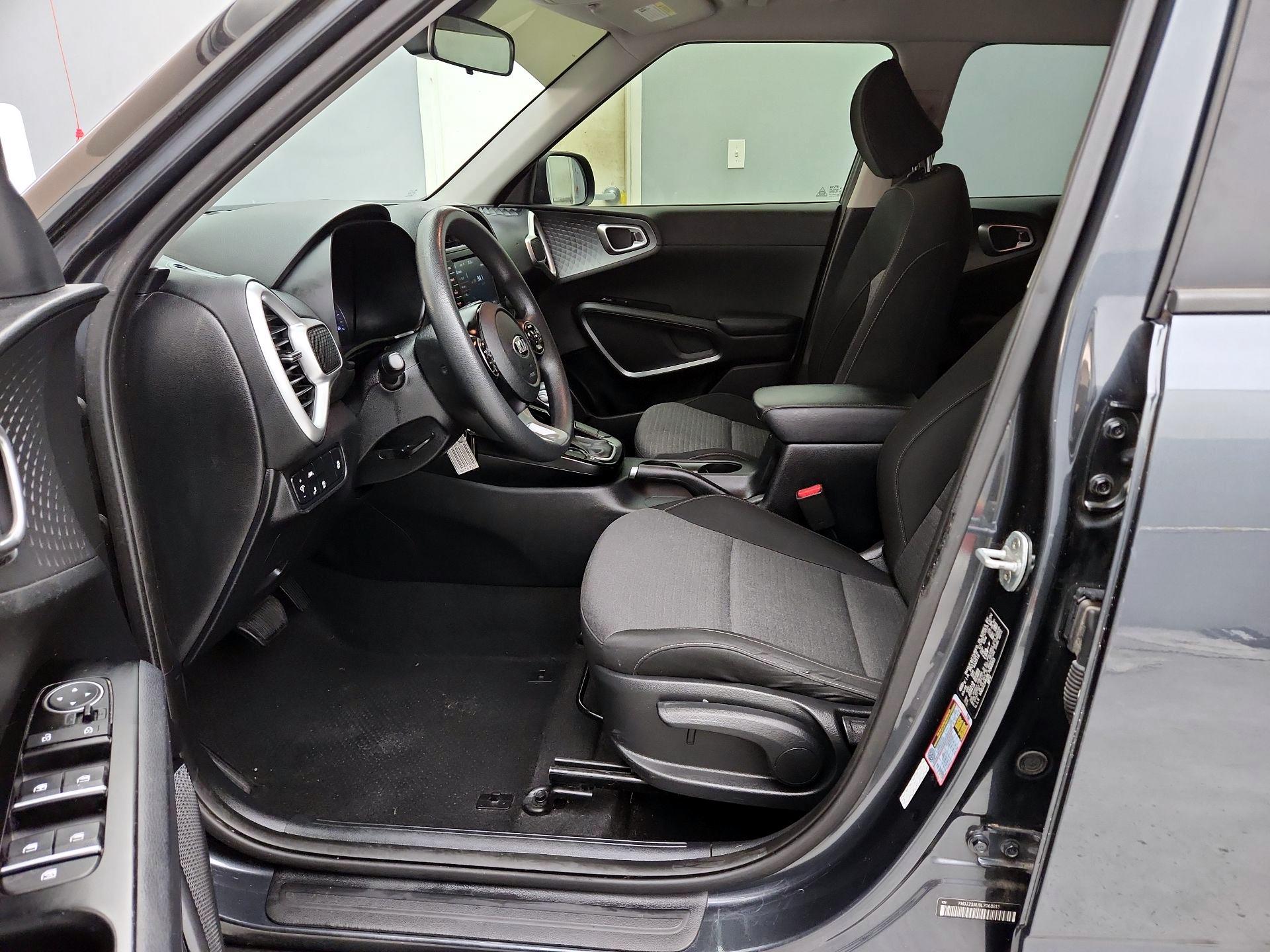 Thumbnail: 2020 Kia Soul - 11