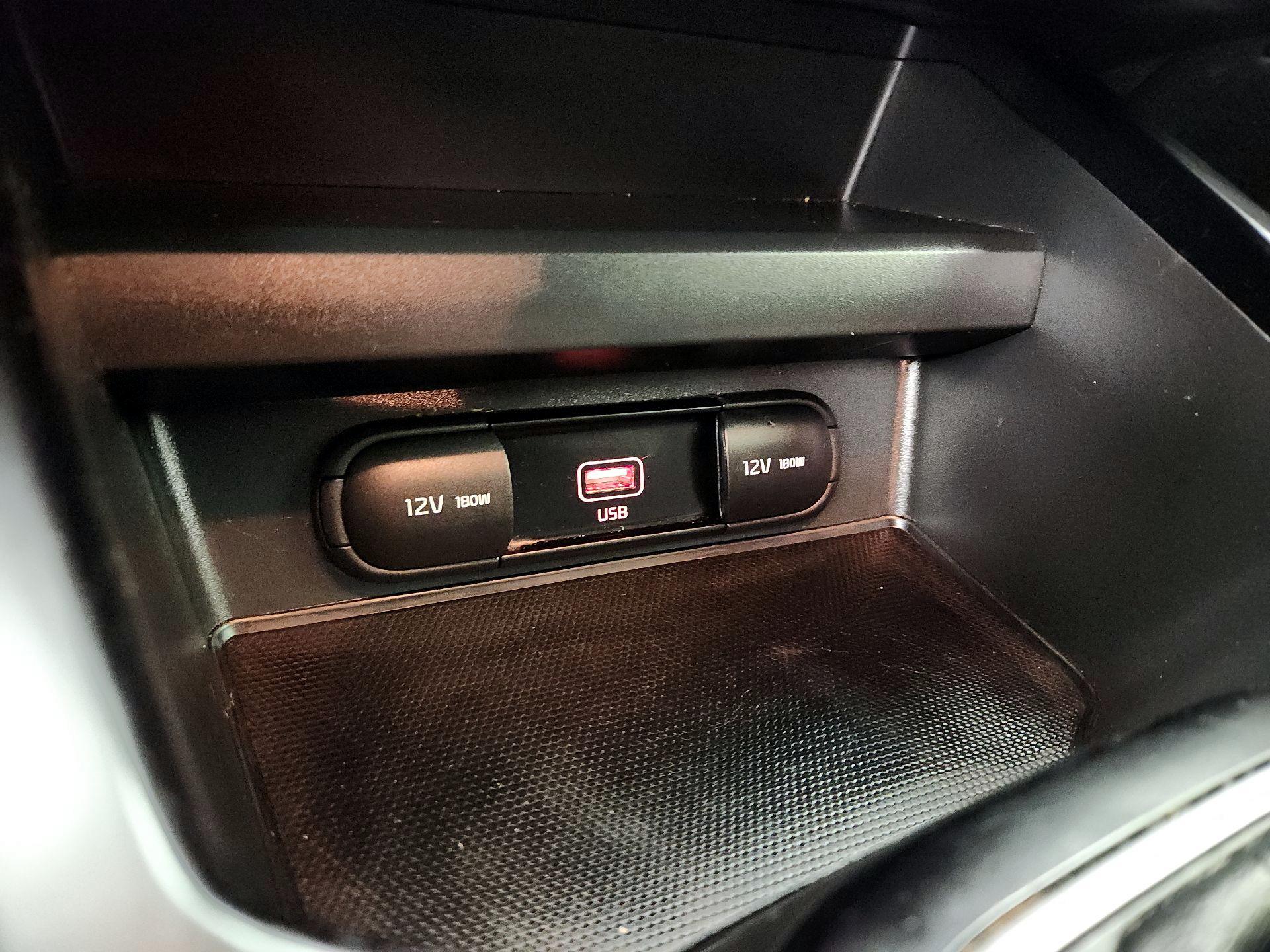 Thumbnail: 2020 Kia Soul - 18