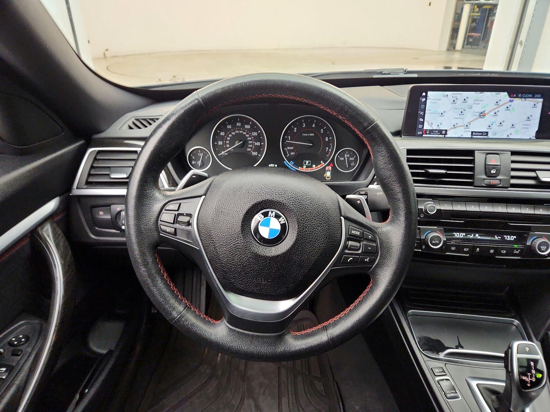 Thumbnail: 2018 BMW 3 Series - 10