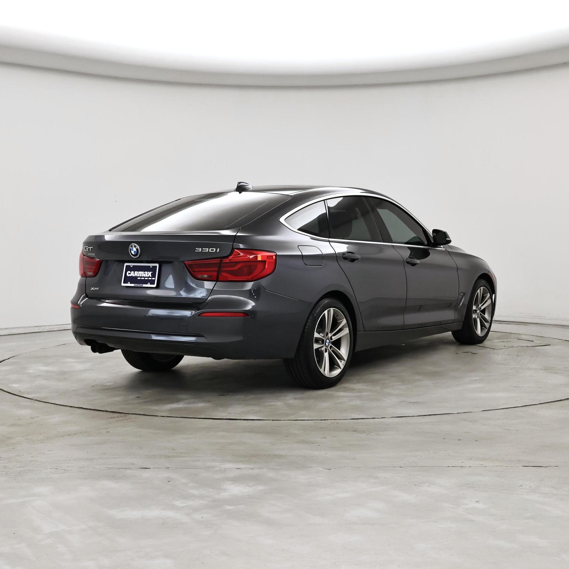 Thumbnail: 2018 BMW 3 Series - 8