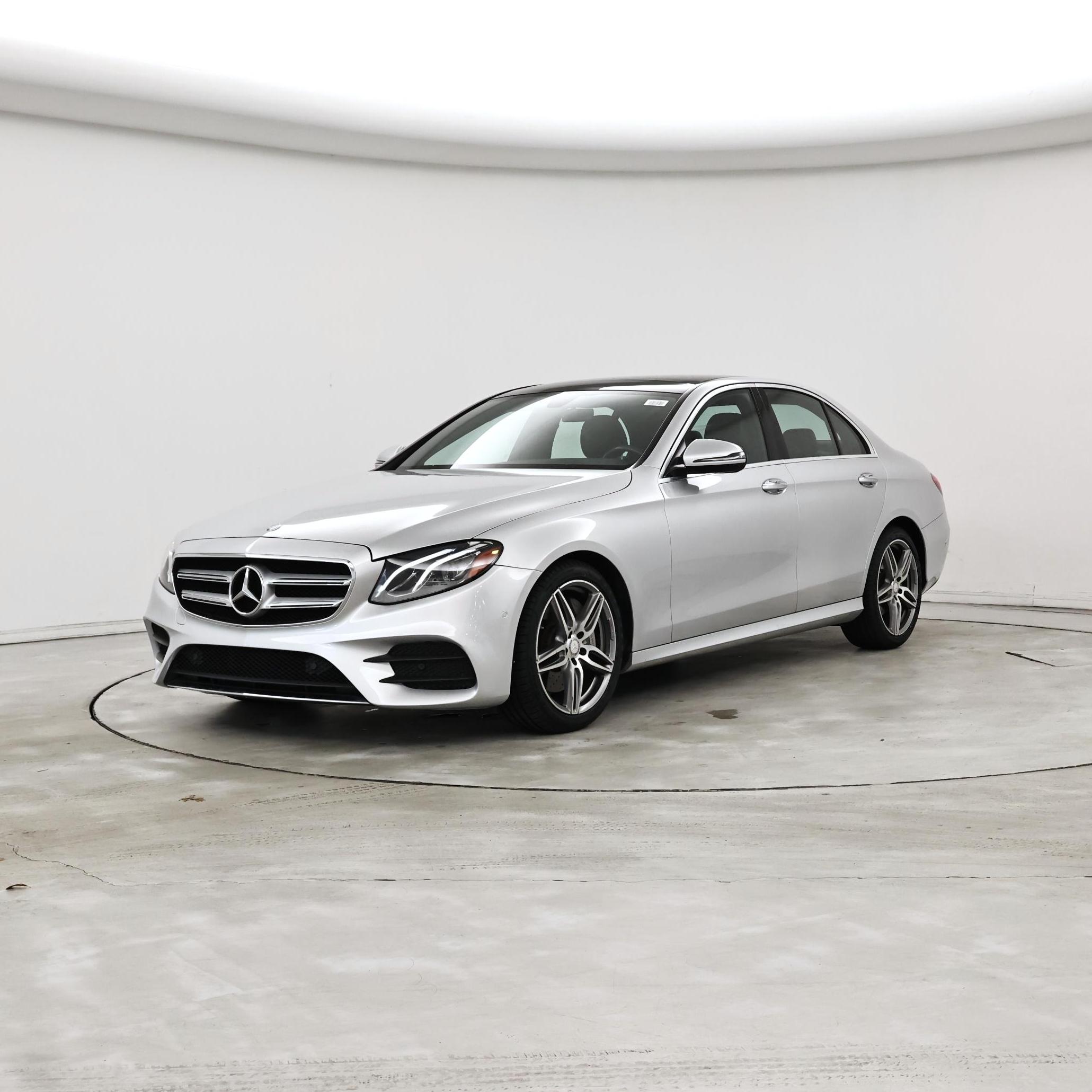 Thumbnail: 2017 Mercedes-Benz E-Class - 4