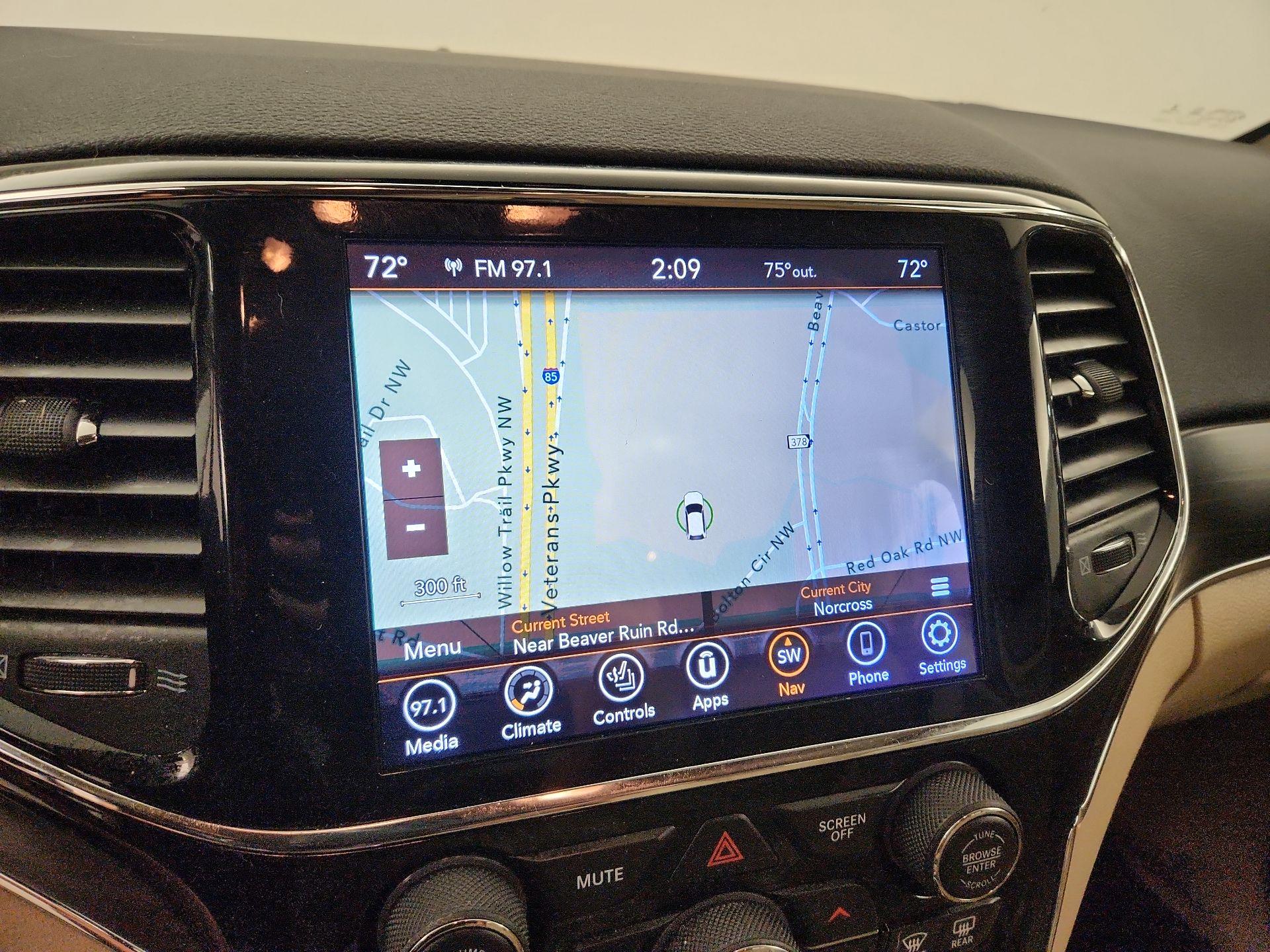 Thumbnail: 2020 Jeep Grand Cherokee - 14