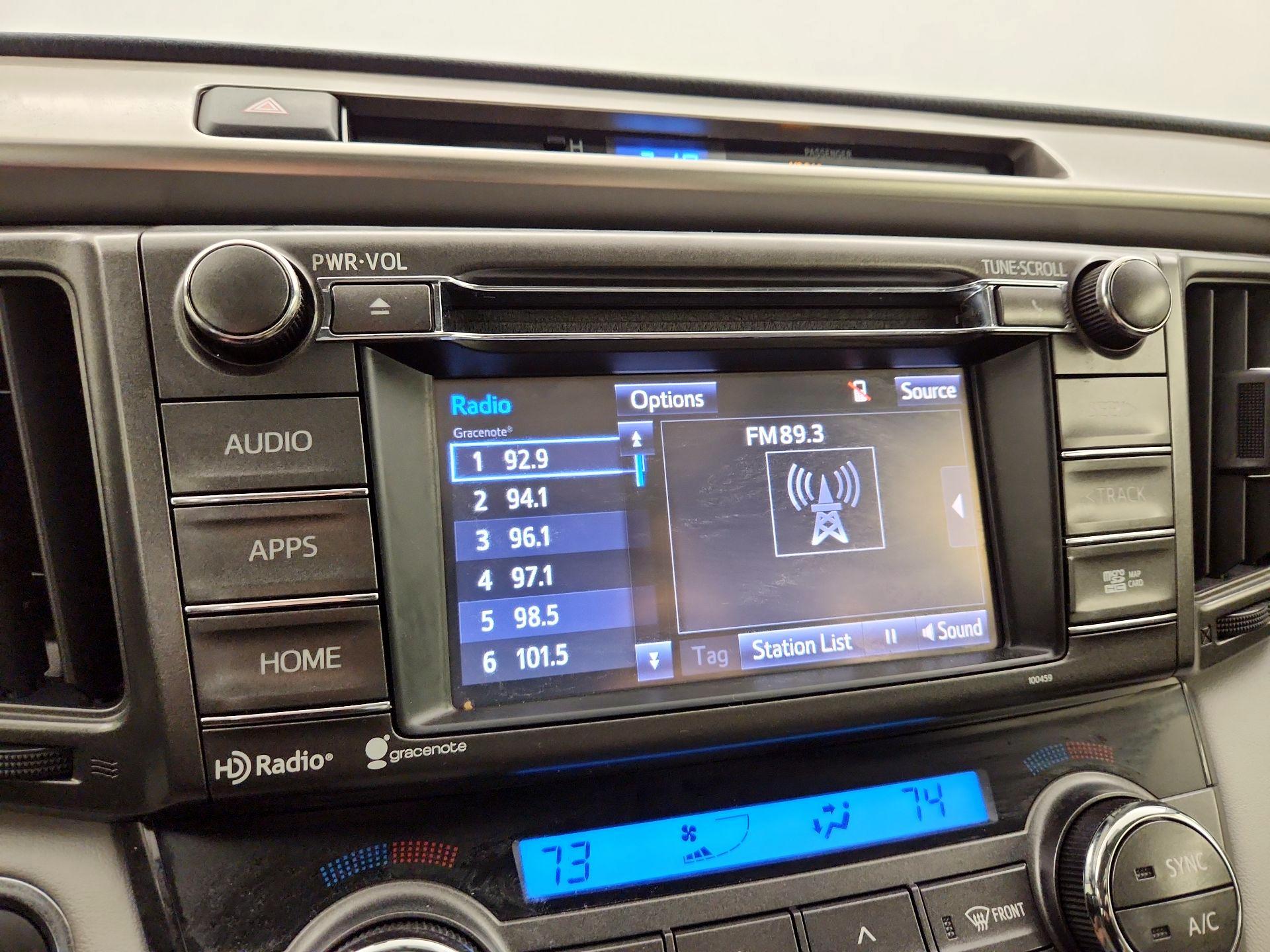 Thumbnail: 2015 Toyota RAV4 - 15