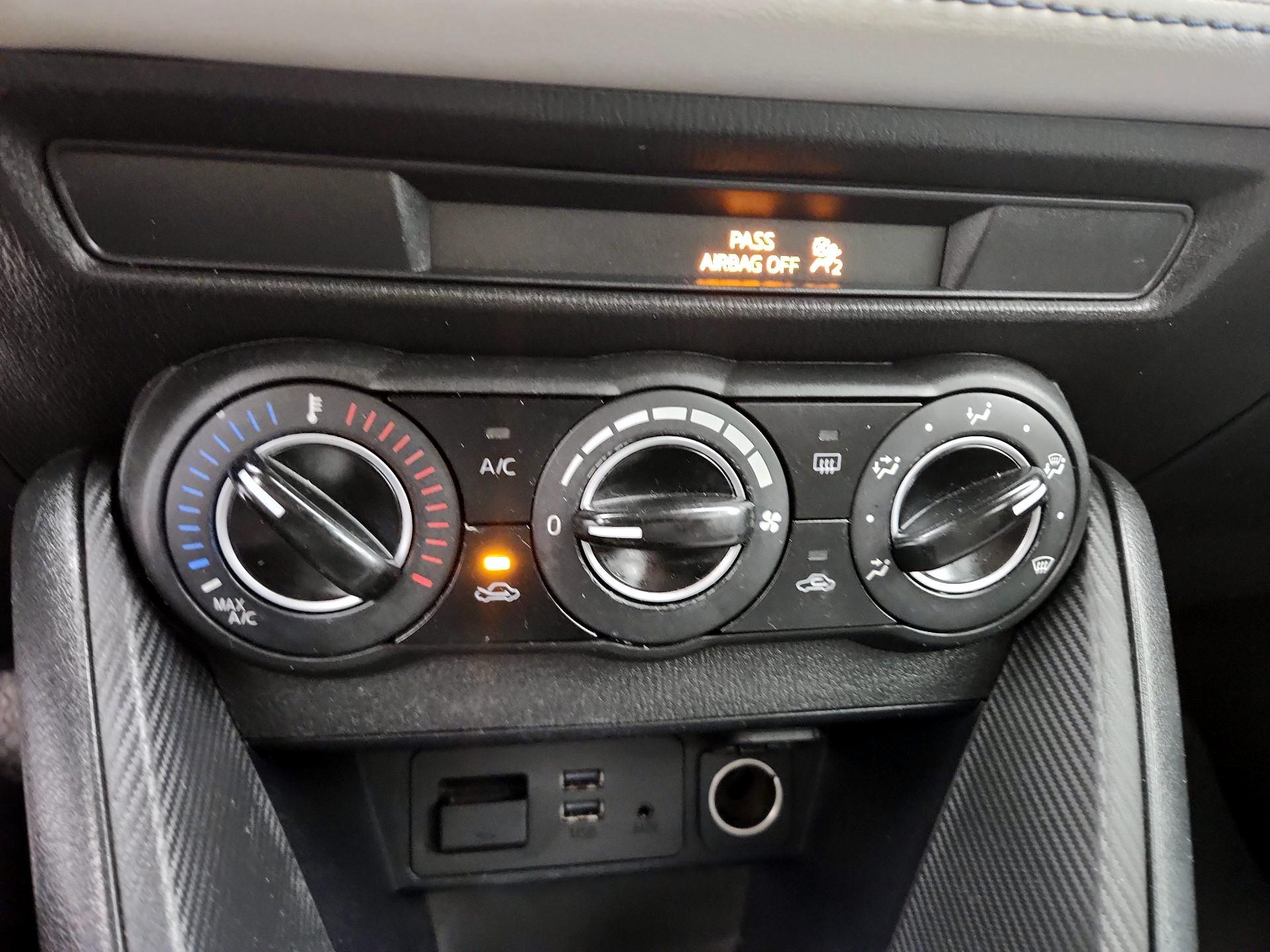 Thumbnail: 2019 Toyota Yaris - 16