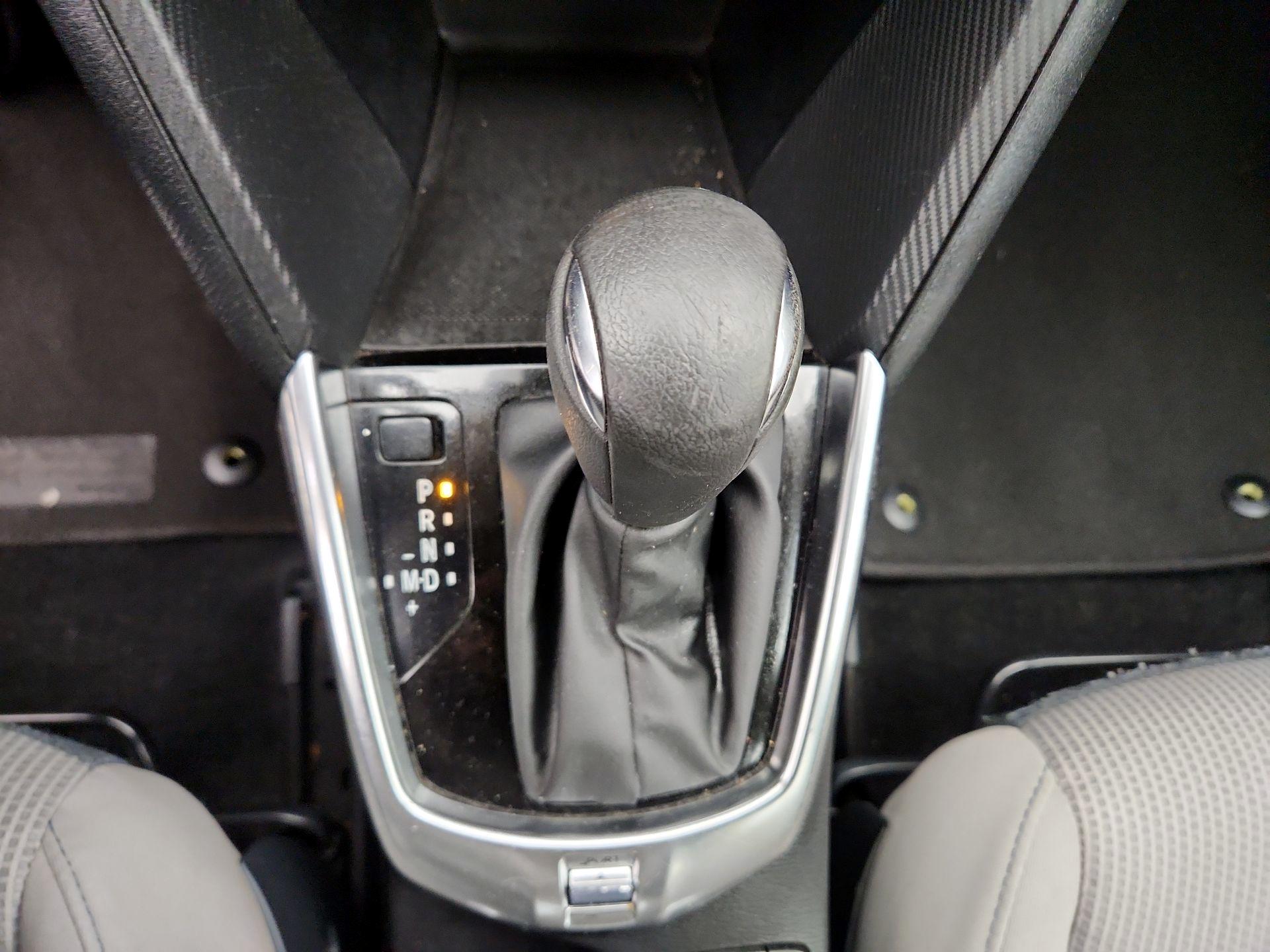 Thumbnail: 2019 Toyota Yaris - 17