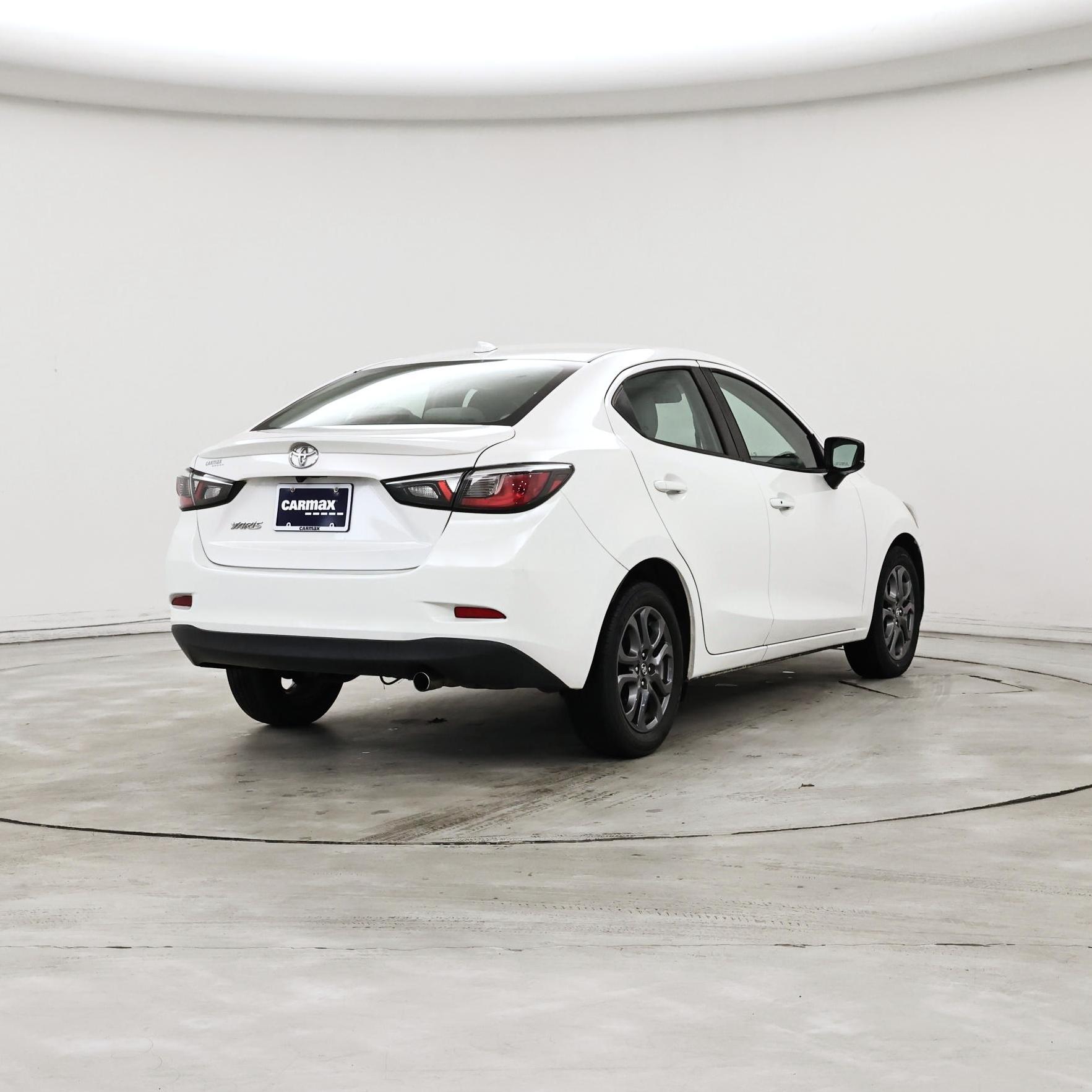 Thumbnail: 2019 Toyota Yaris - 8