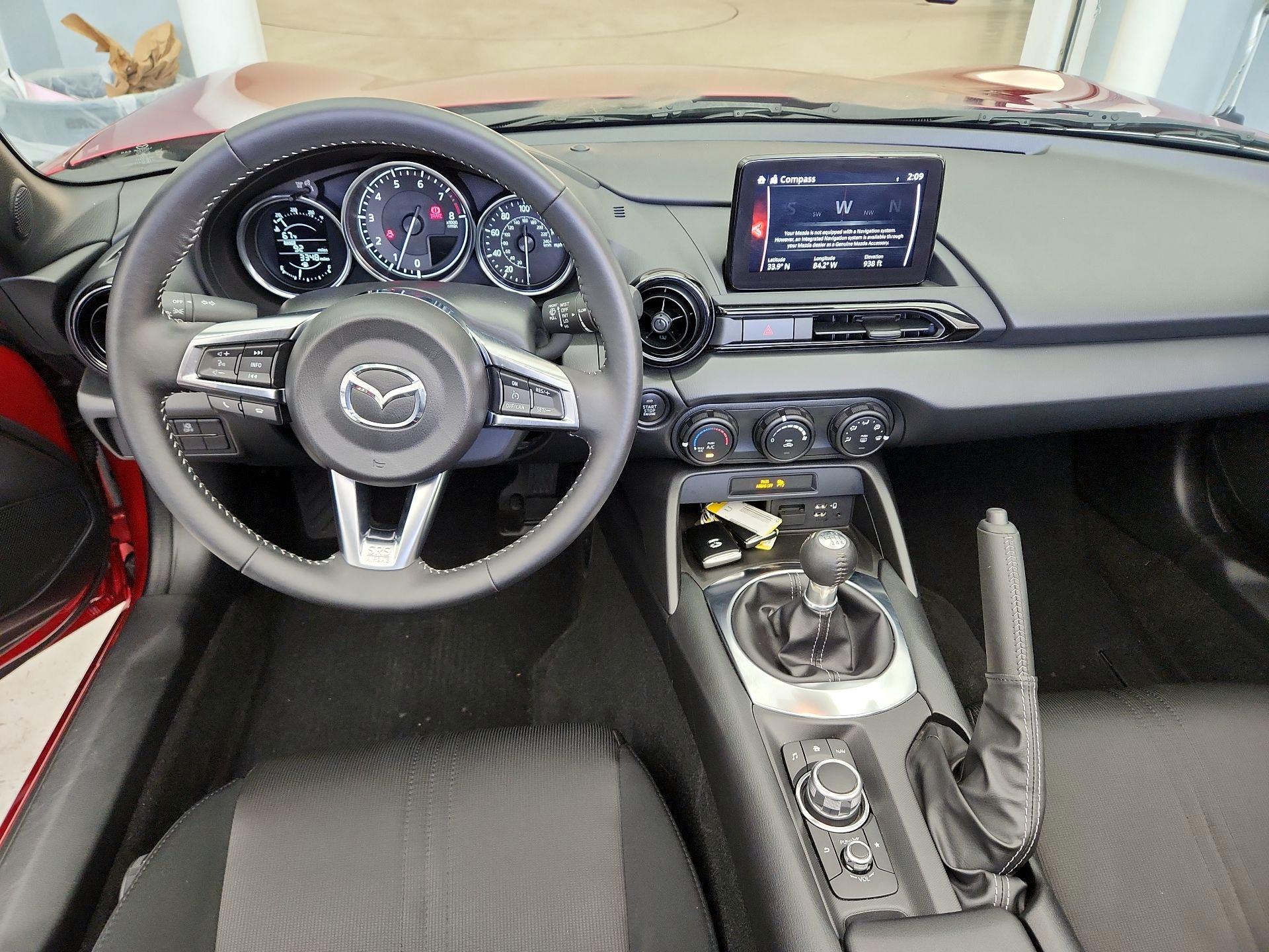 Thumbnail: 2023 Mazda MX-5 Miata - 9