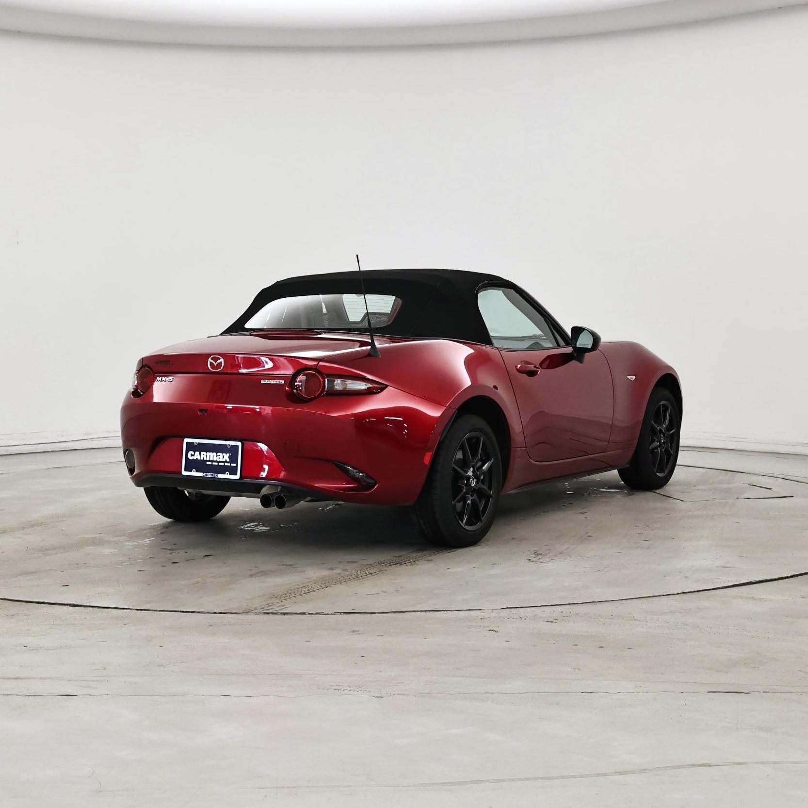 Thumbnail: 2023 Mazda MX-5 Miata - 8