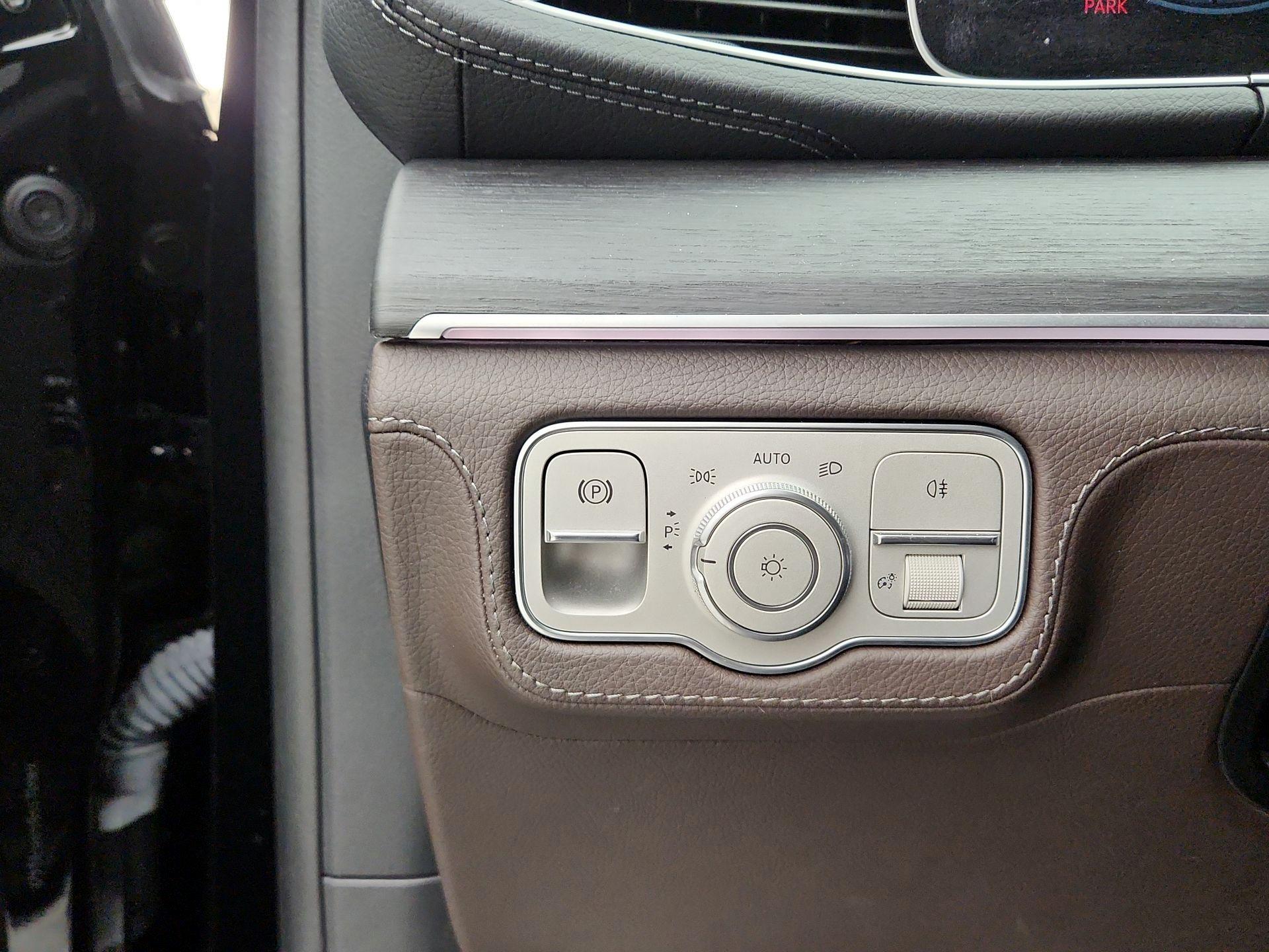 Thumbnail: 2022 Mercedes-Benz GLE - 13